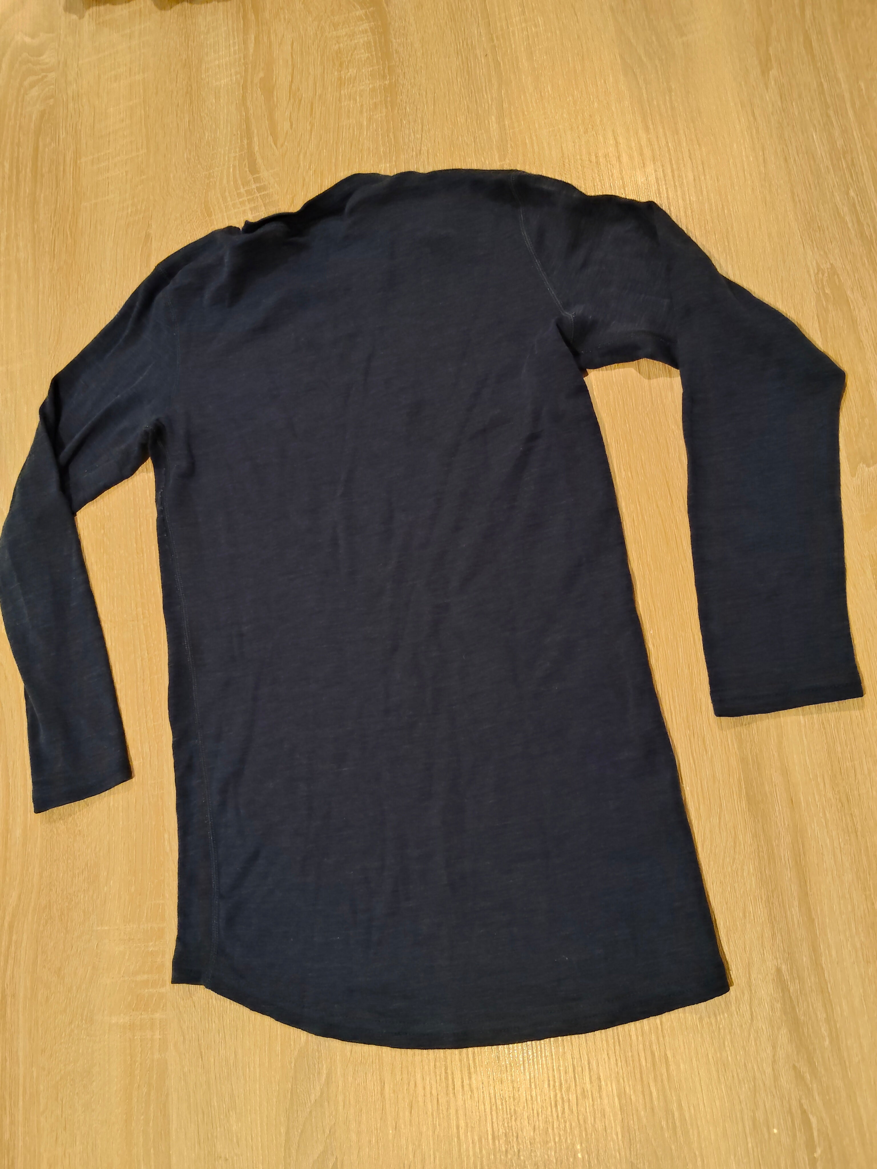 MACPAC 100% Merino top size 10yrs unisex kids navy
