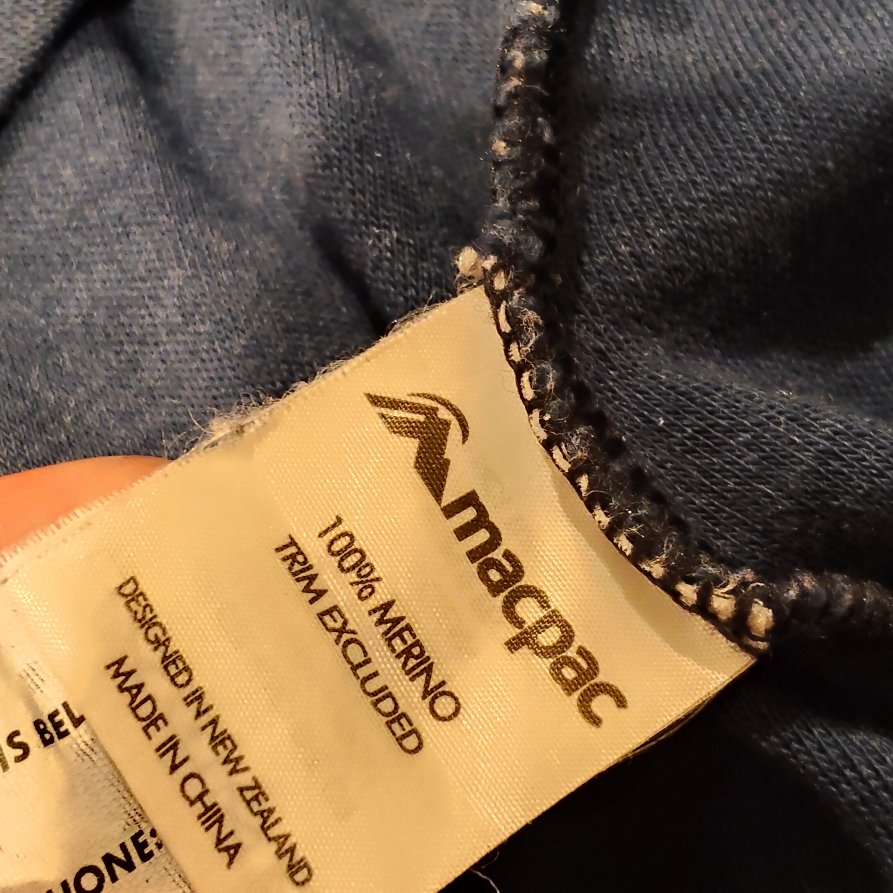 MACPAC 100% Merino jumper size 10yrs unisex kids