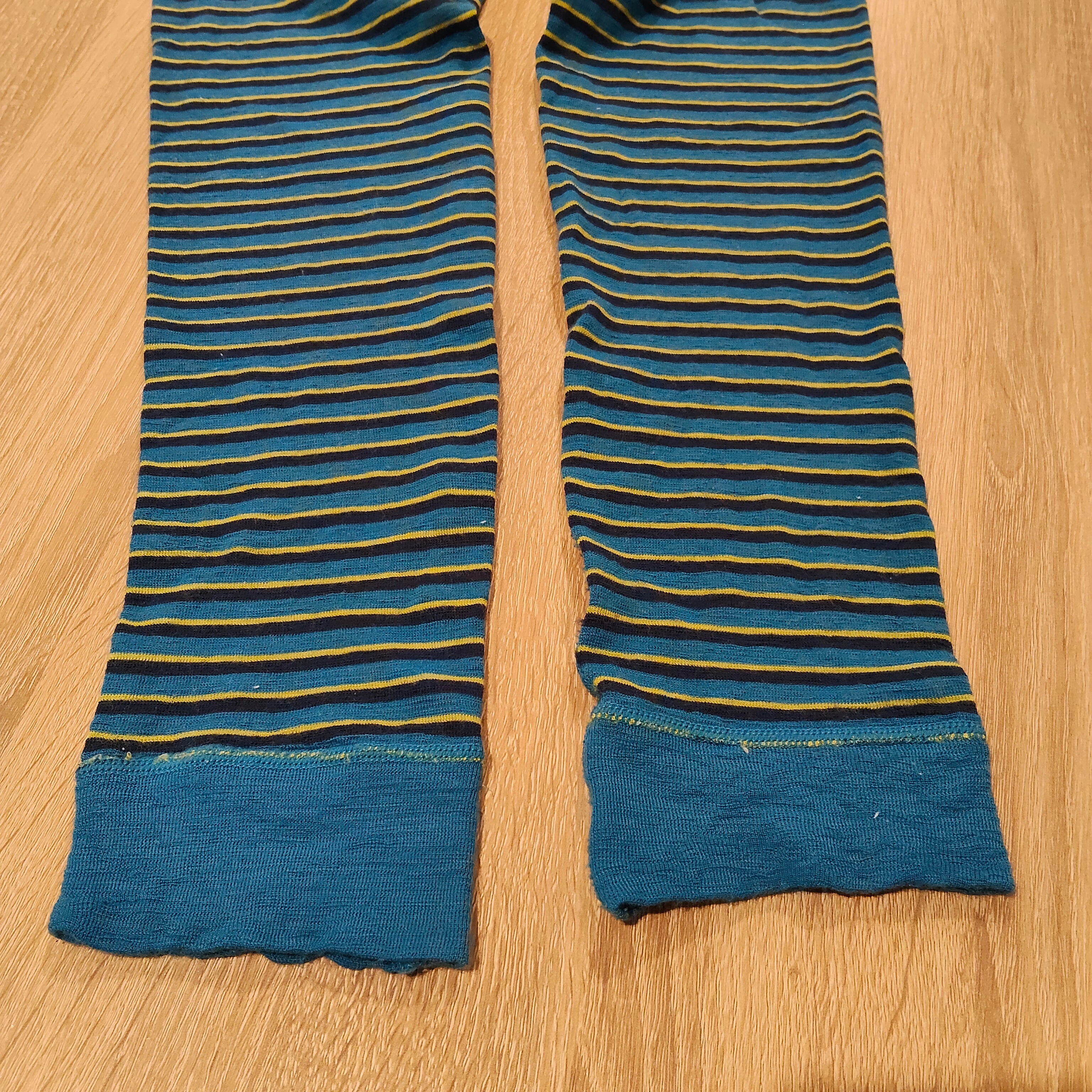 MACPAC 100% Merino leggings size 10y unisex kids - blue stripes