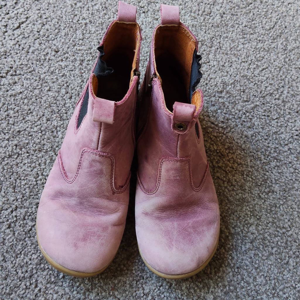 BOBUX leather shoes size 33 girls (7-8y)