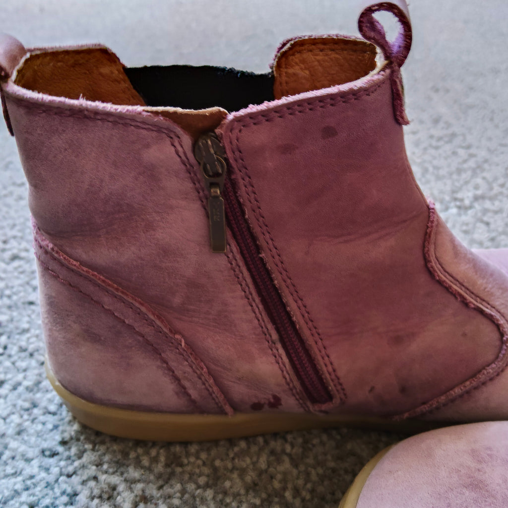 BOBUX leather shoes size 33 girls (7-8y)