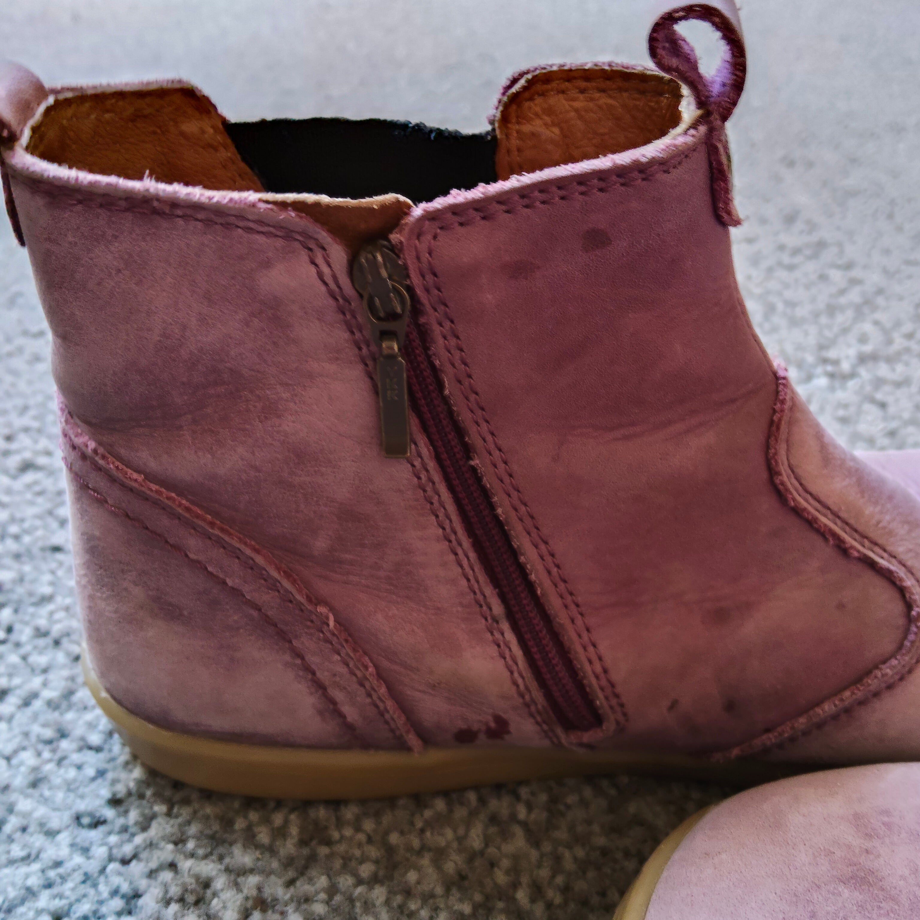 BOBUX leather shoes size 33 girls (7-8y)