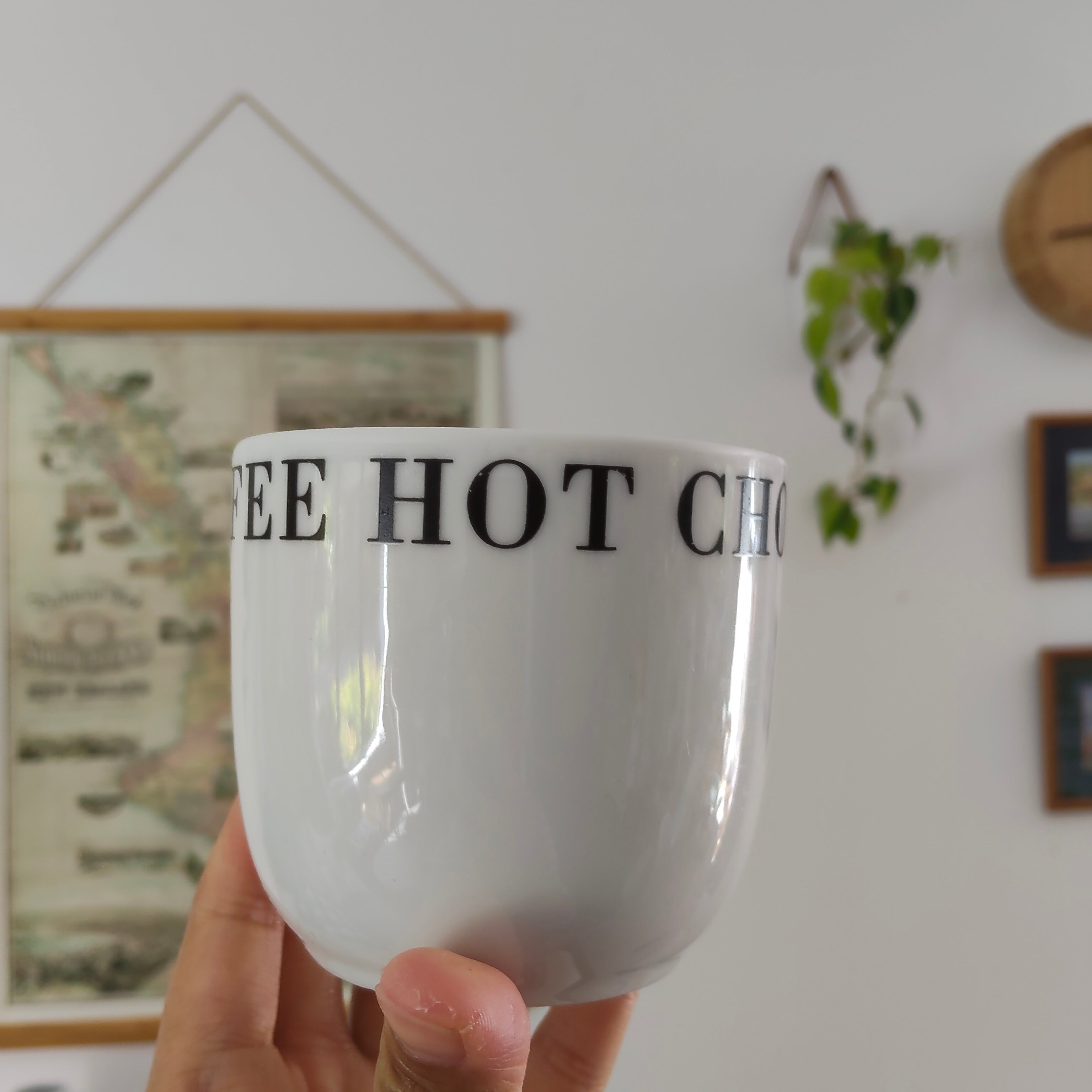 COUNTRY ROAD mug white