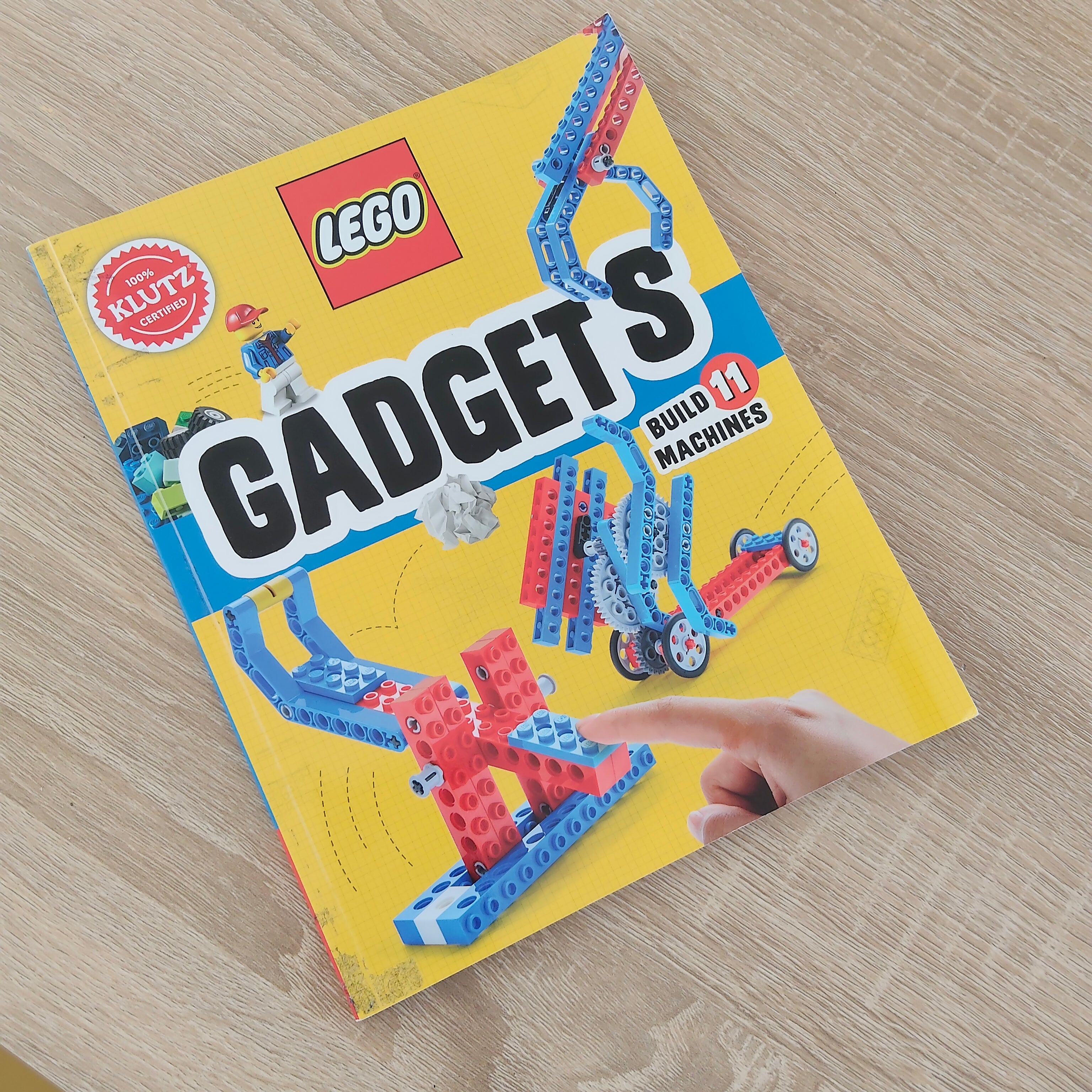 LEGO GADGETS Book