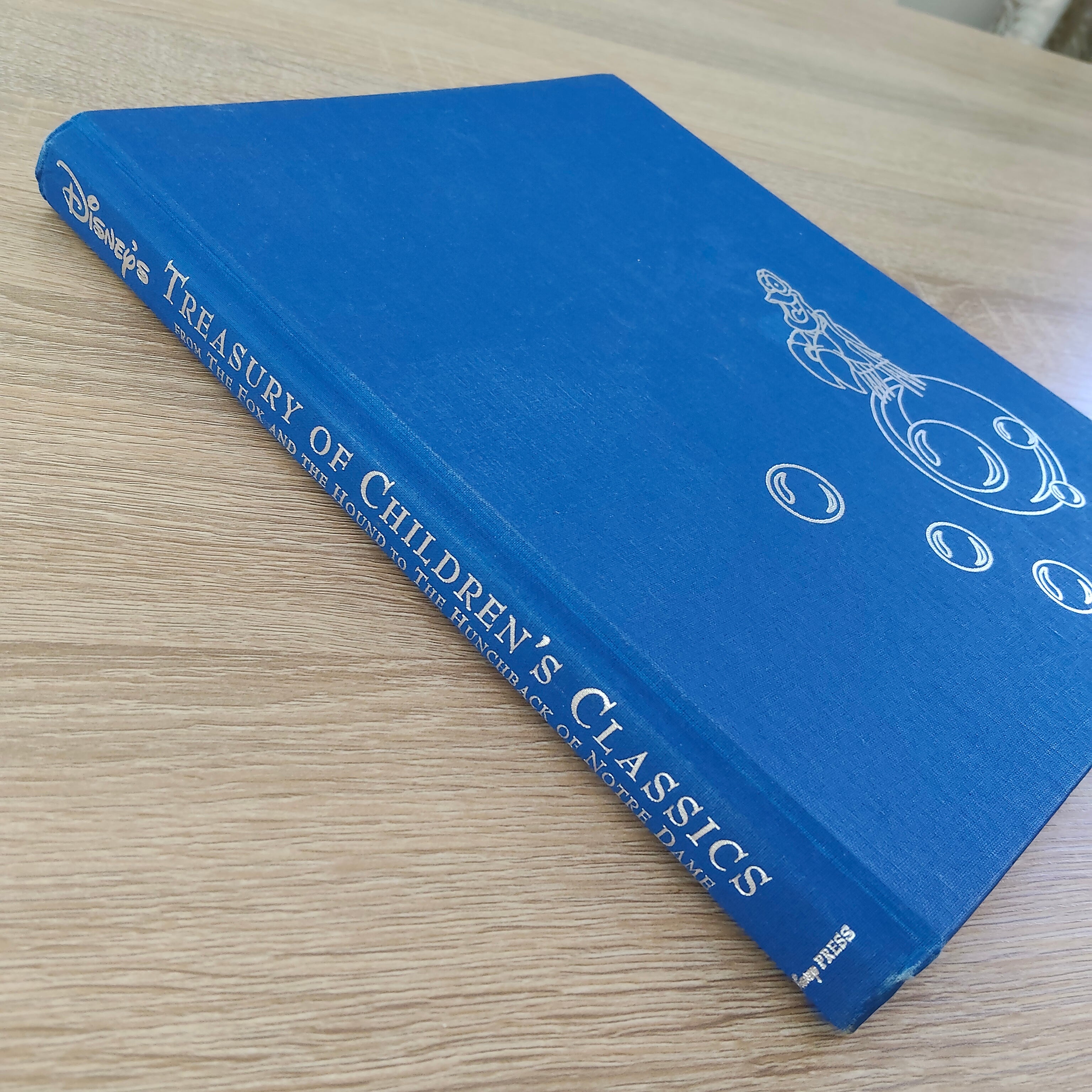 Vintage Disney's Treasury of Children's Classics Hardcover 1996 -Hardcover Book