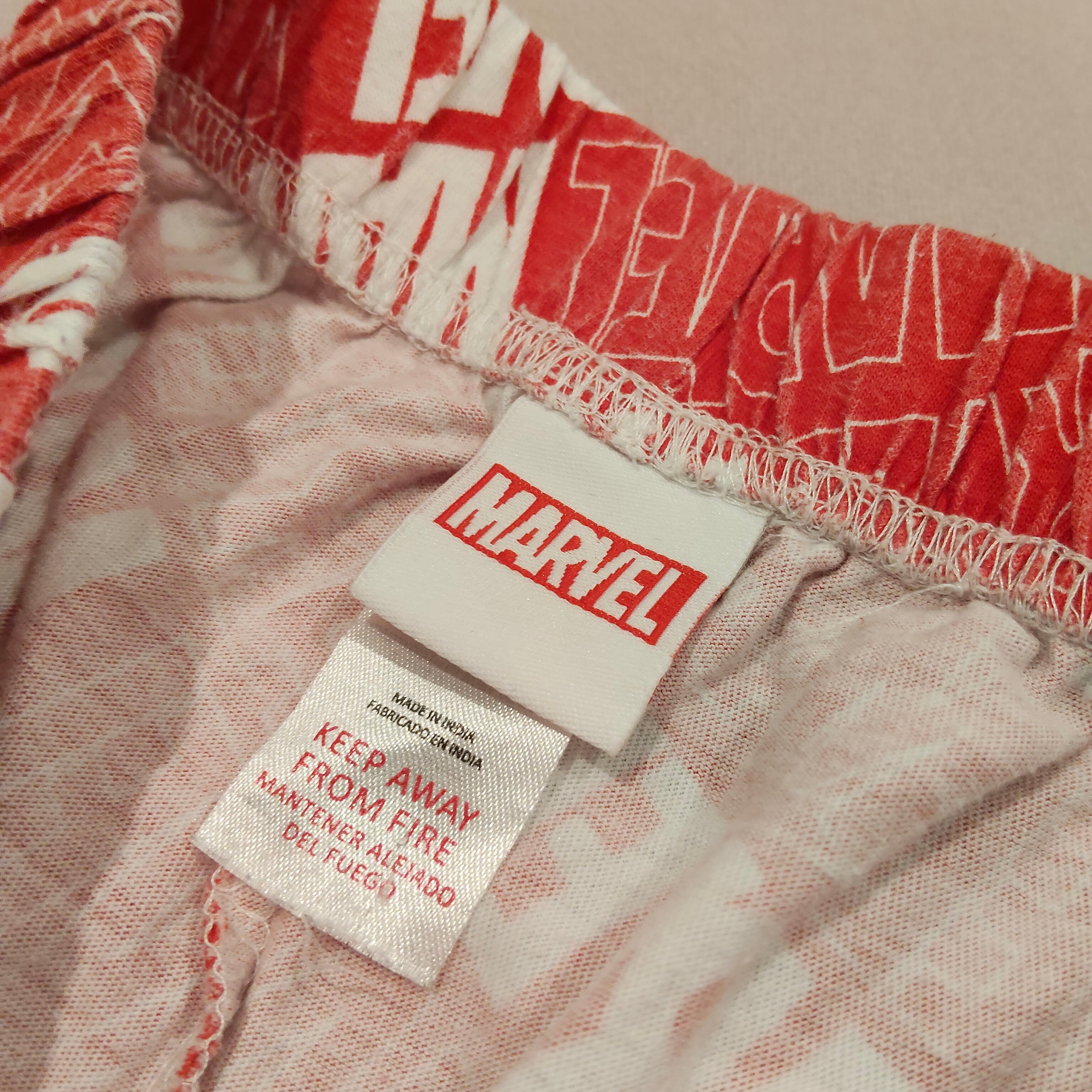 MARVEL pyjama set size 9-10 boys short sleeve