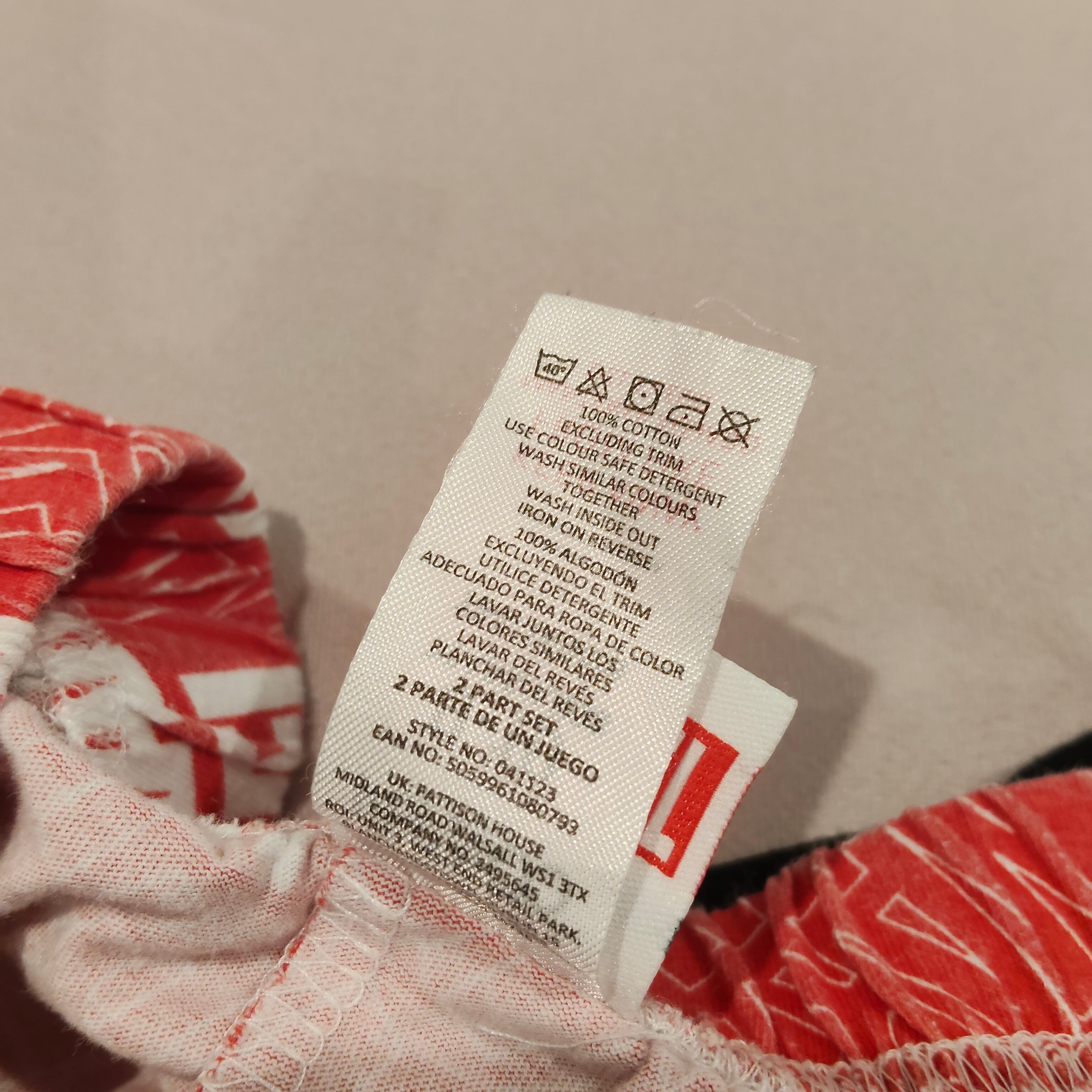 MARVEL pyjama set size 9-10 boys short sleeve