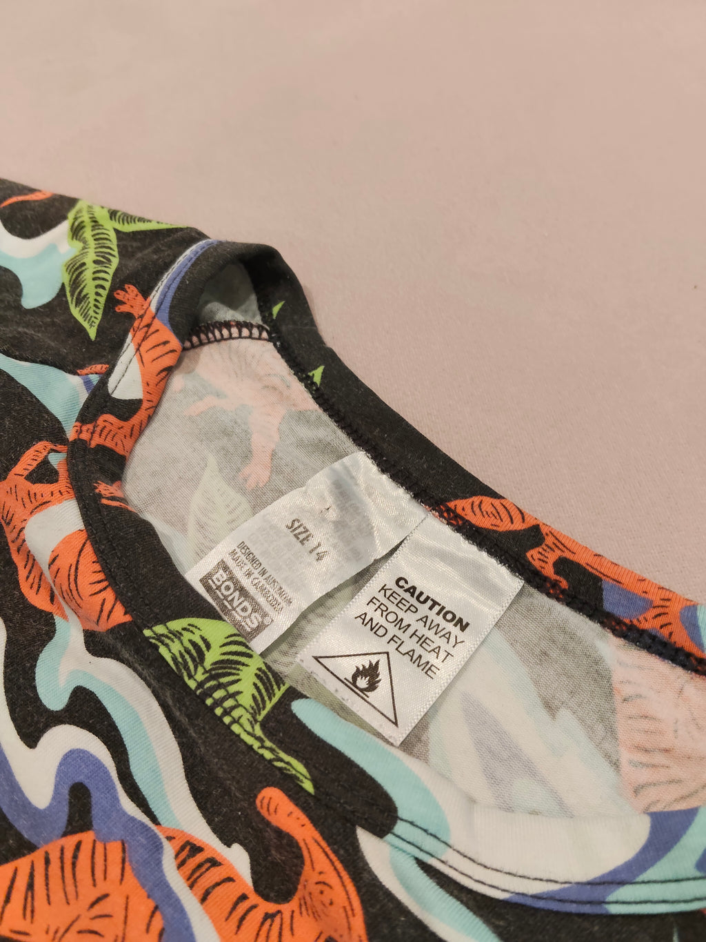 BONDS sleep set size 14 boys Dinosaur short sleeve