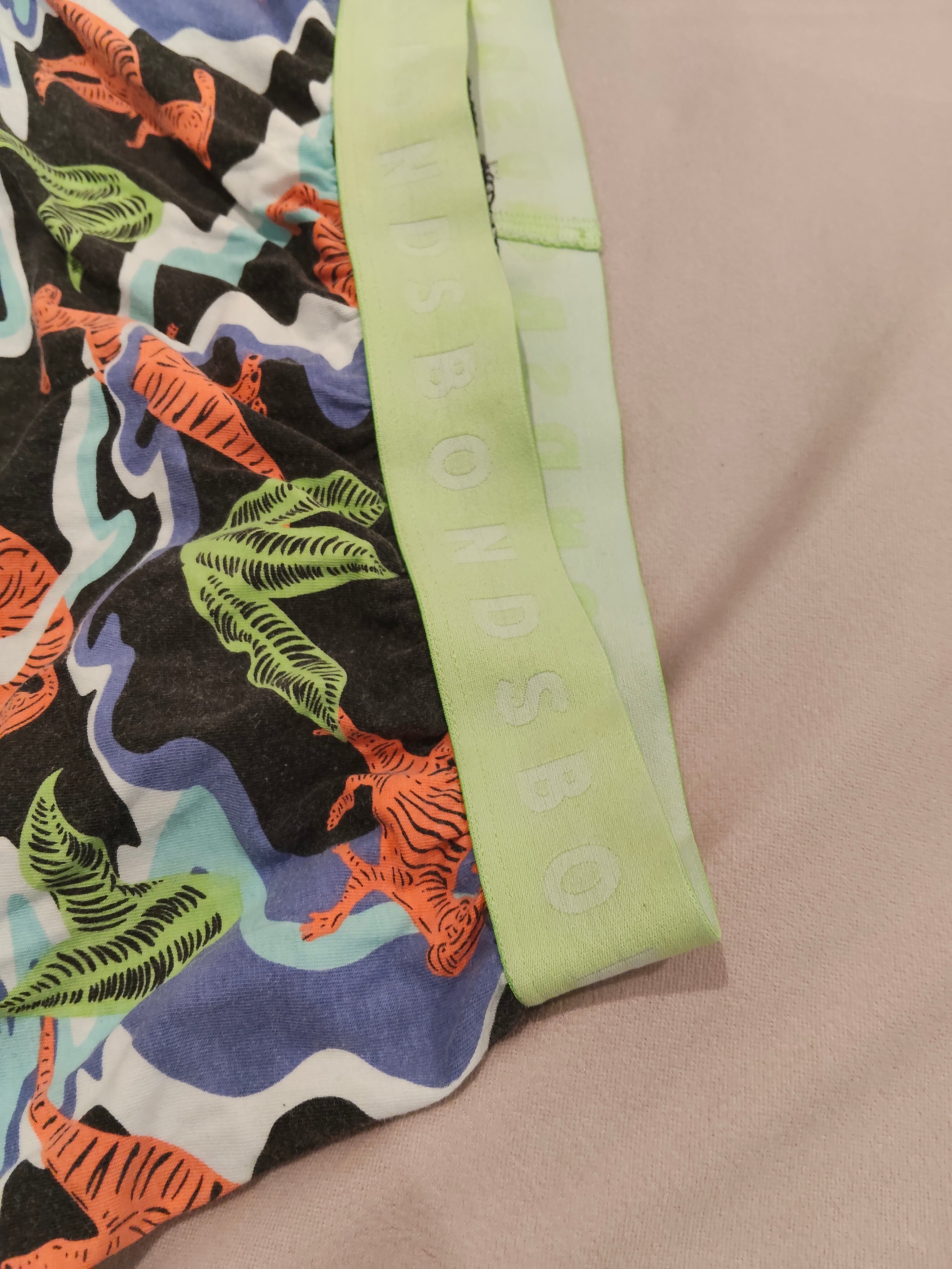 BONDS sleep set size 14 boys Dinosaur short sleeve