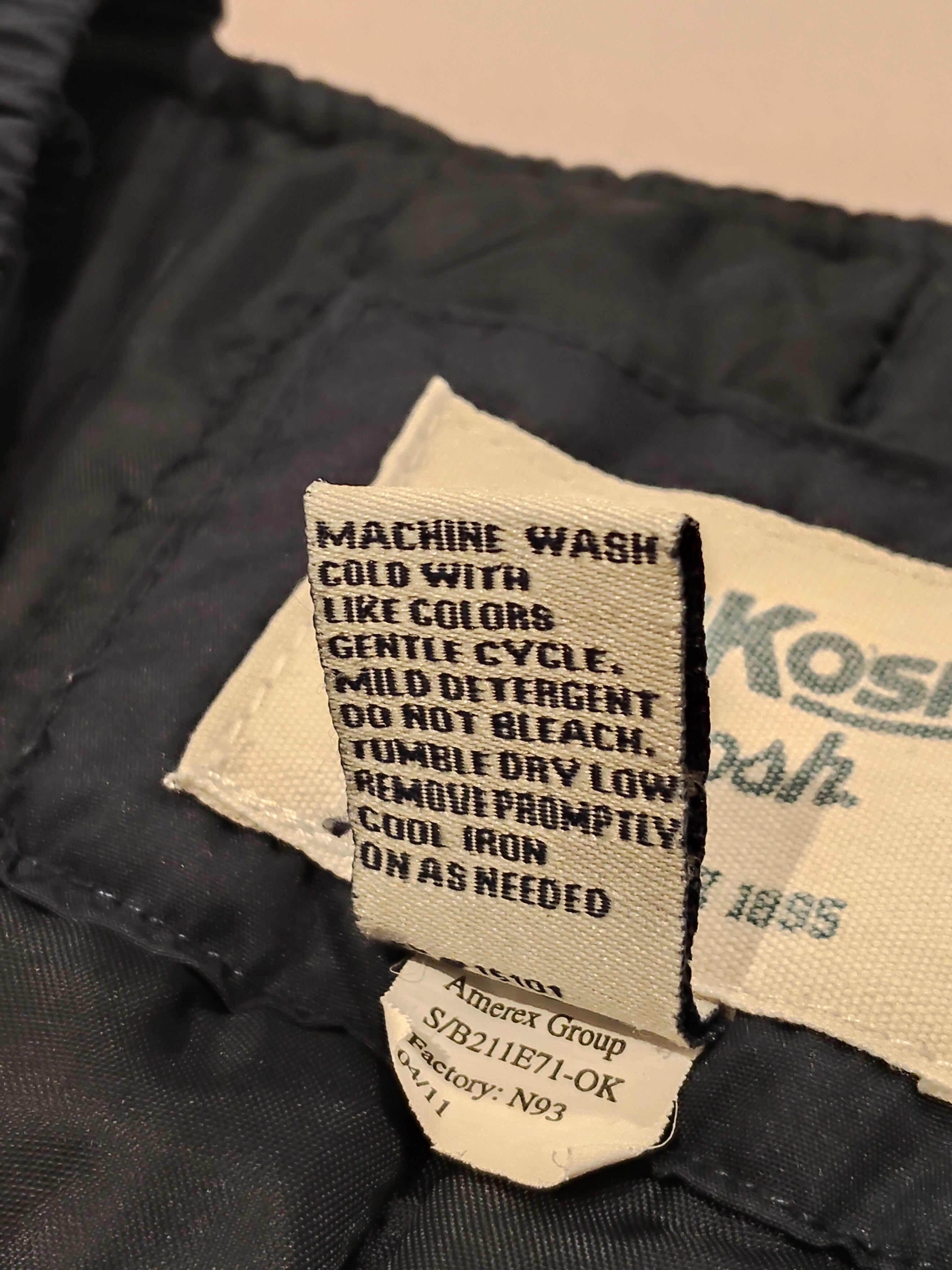 OSHKOSH snow jumpsuit navy size 5 navy heavyweight unisex