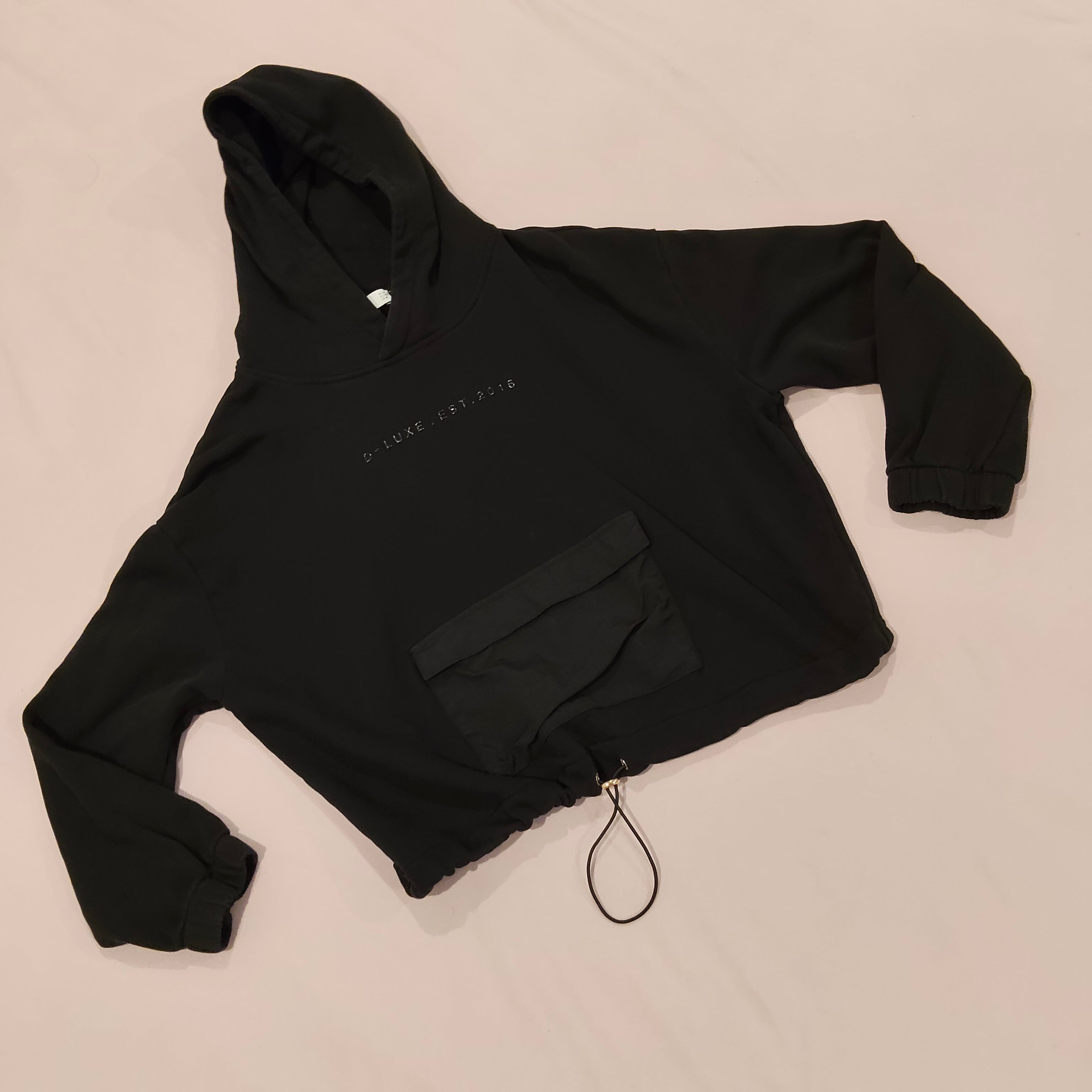 DECJUBA D-LUXE crop hoodie size S-M Women black