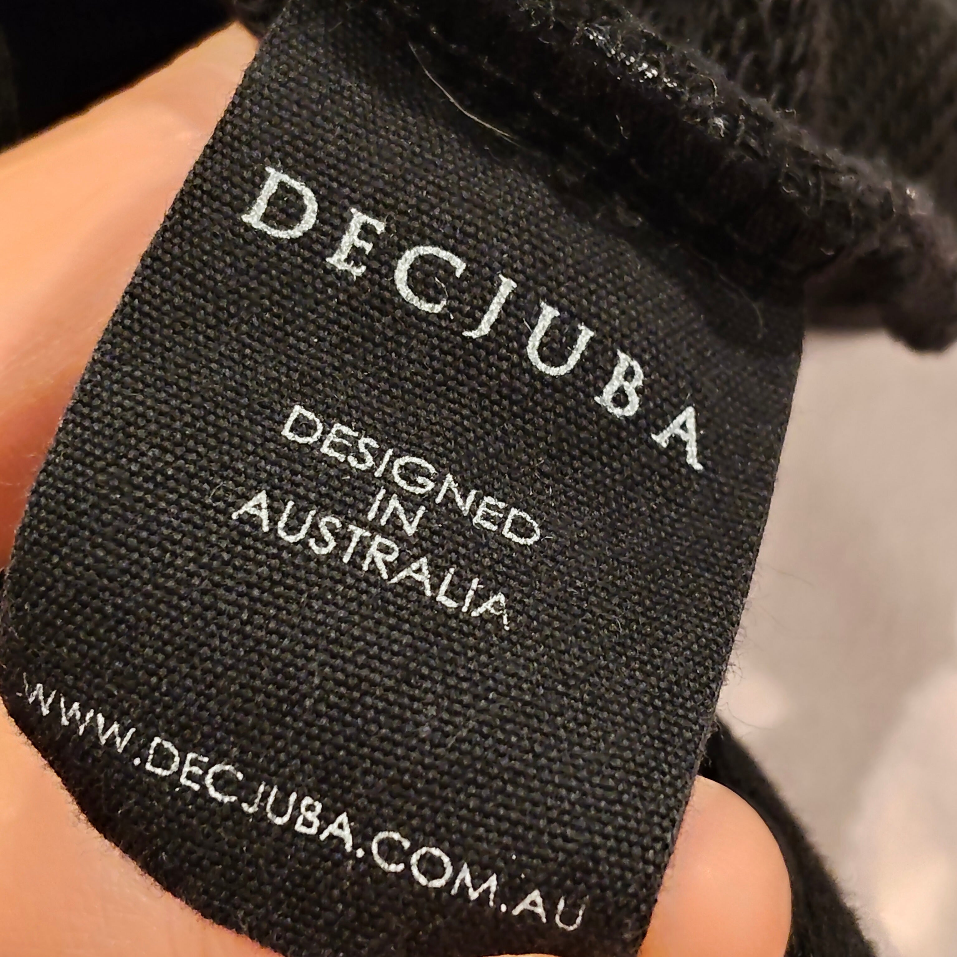 DECJUBA D-LUXE crop hoodie size S-M Women black