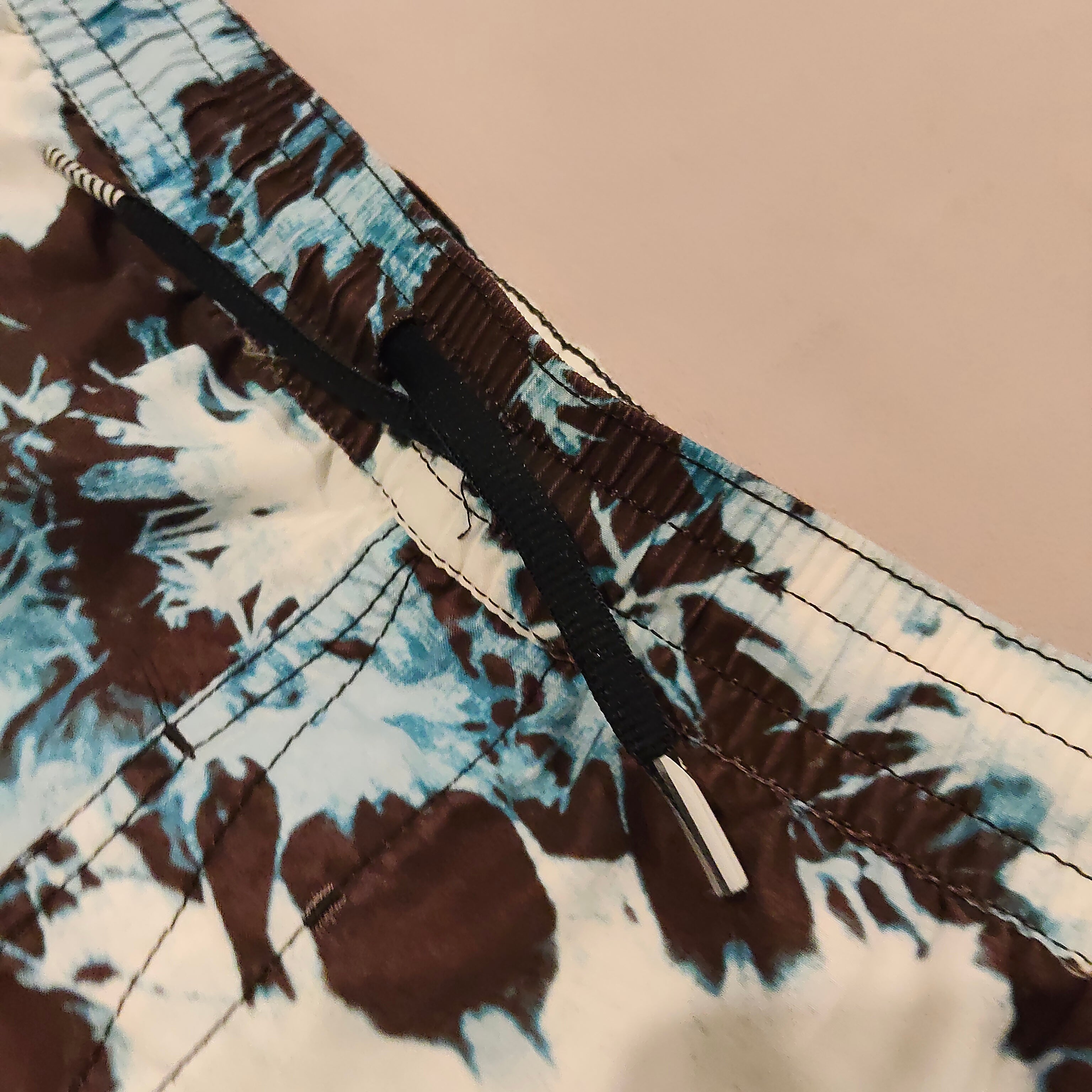 VOLCOM shorts size 12y boys