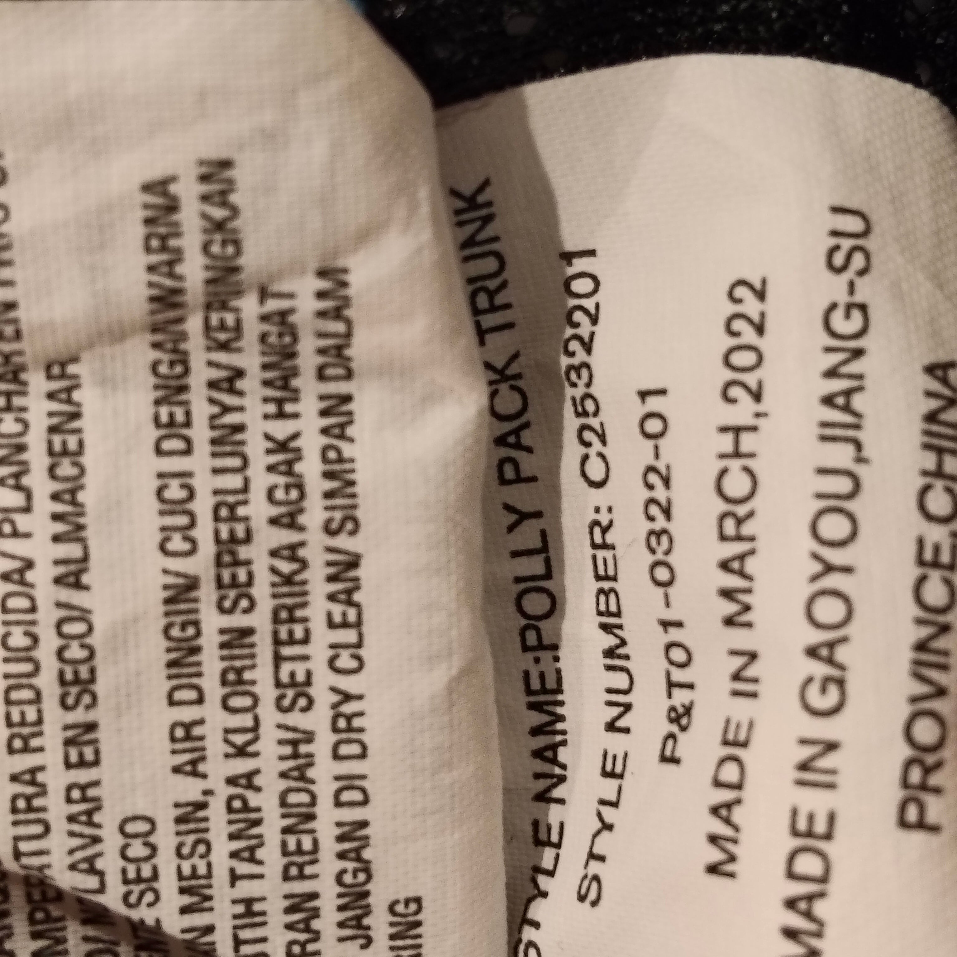 VOLCOM shorts size 12y boys