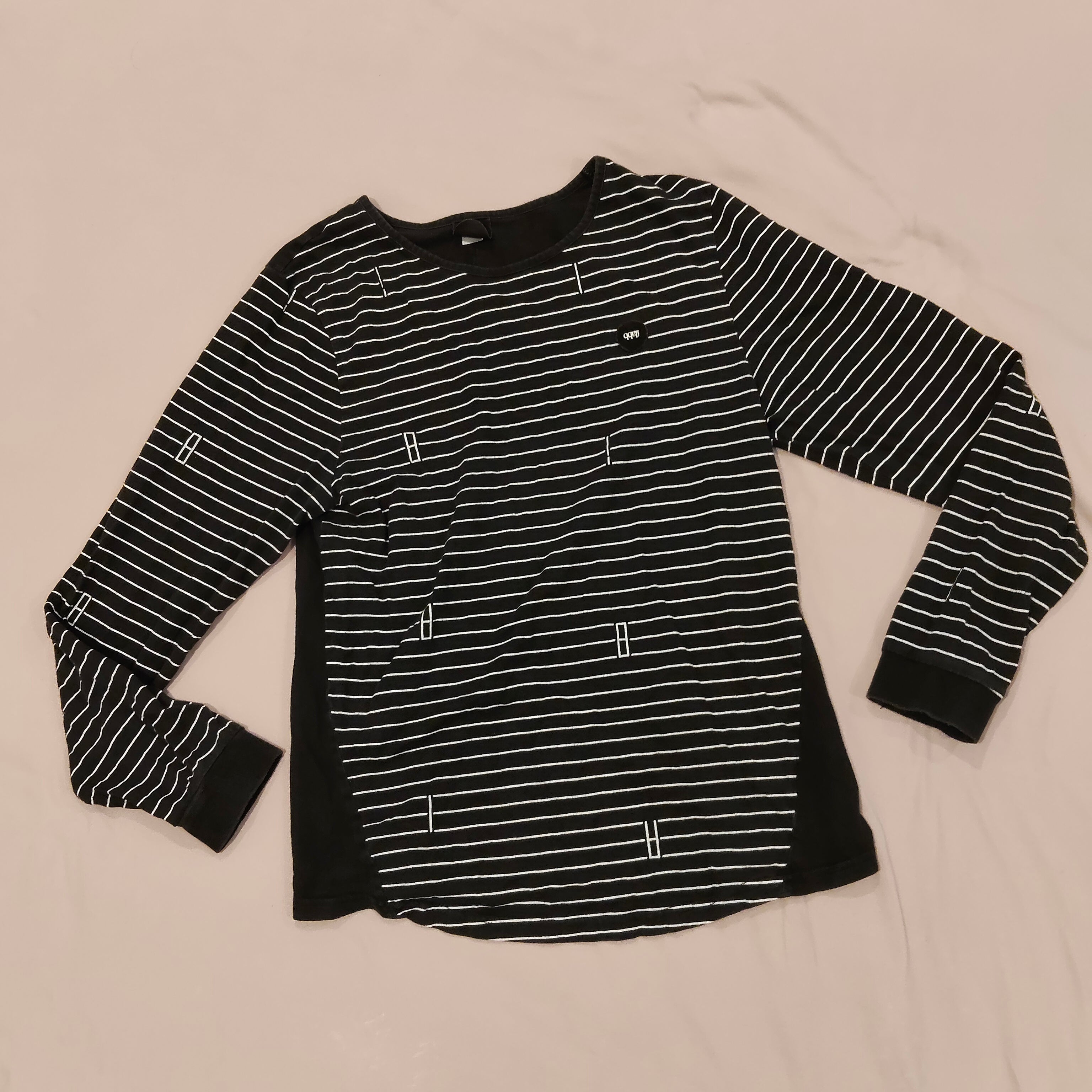 ILABB top size M Women long sleeve