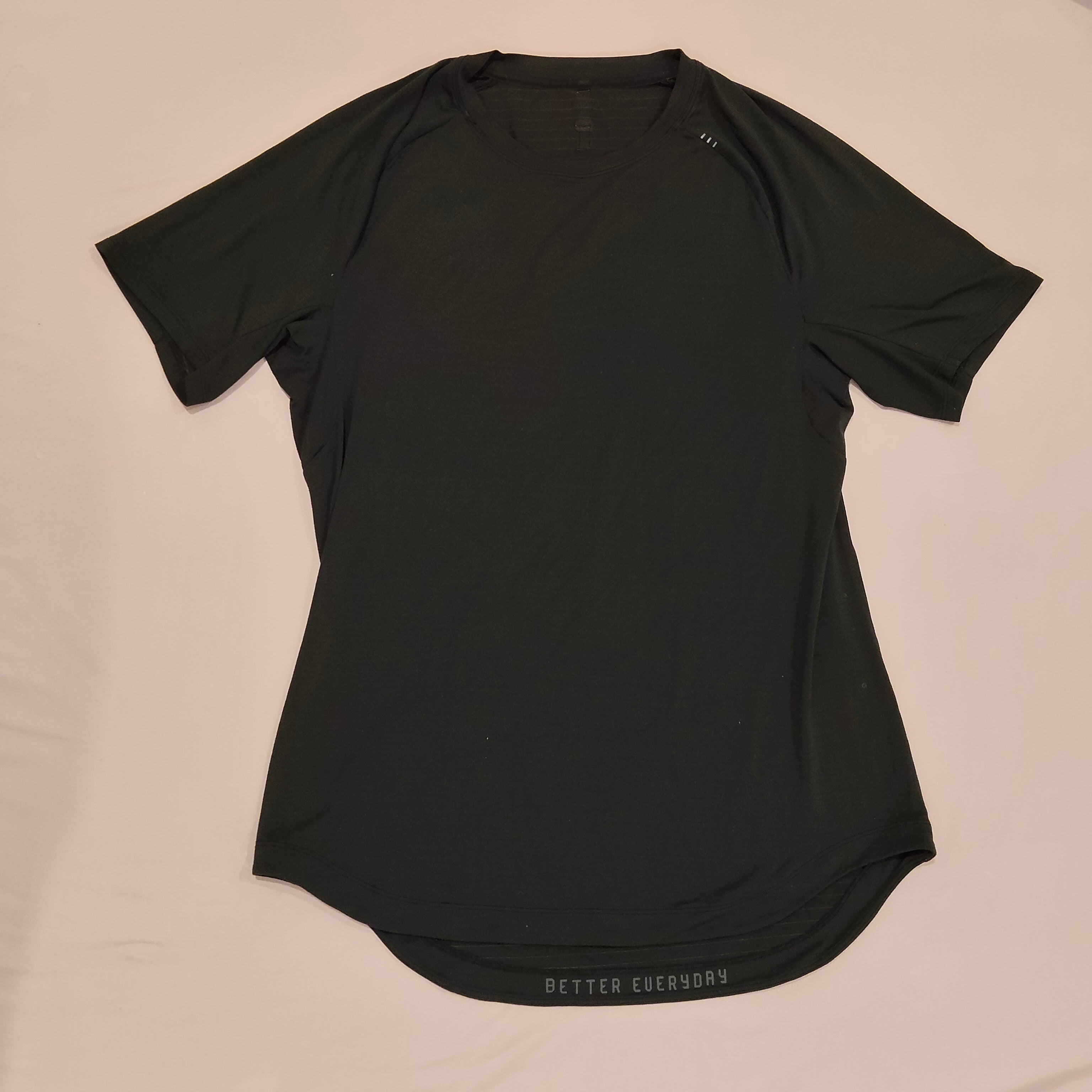 LULULEMON top size 14-16 NZ Women