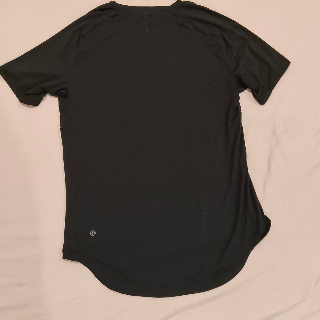 LULULEMON top size 14-16 NZ Women