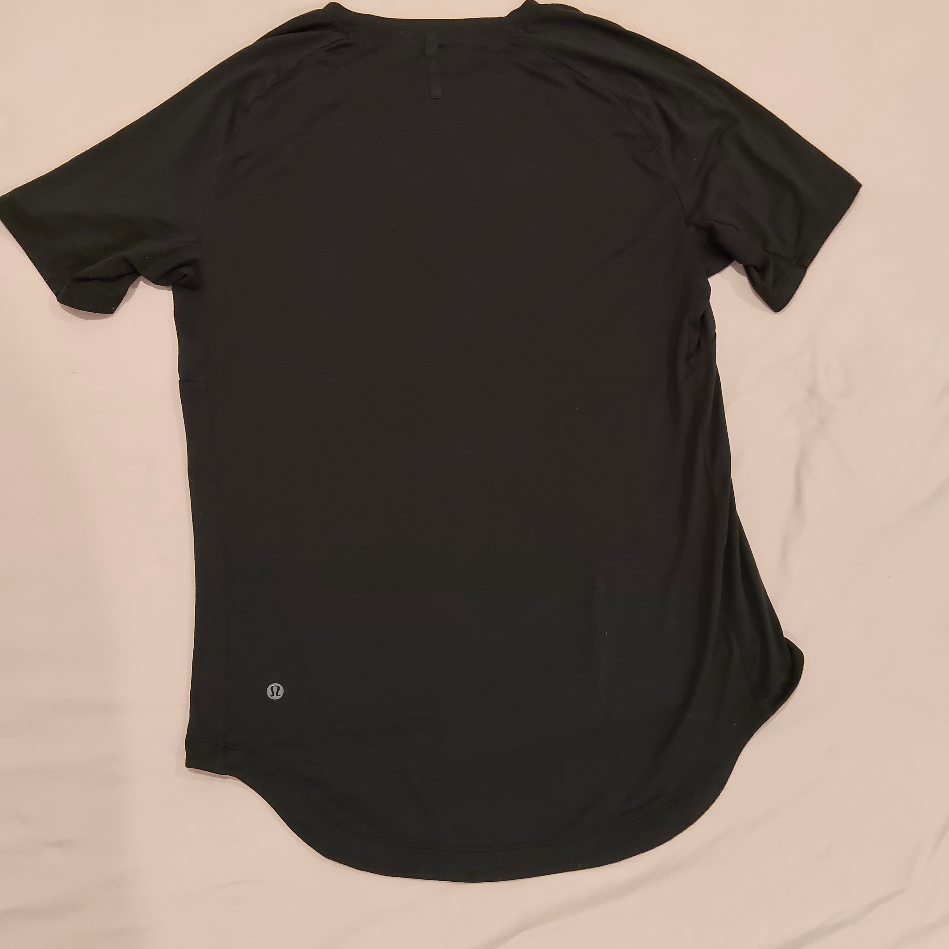 LULULEMON top size 14-16 NZ Women
