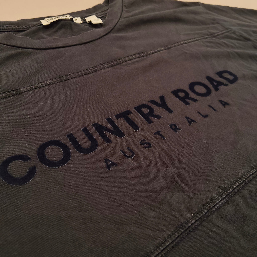 COUNTRY ROAD tee size S-M navy Women