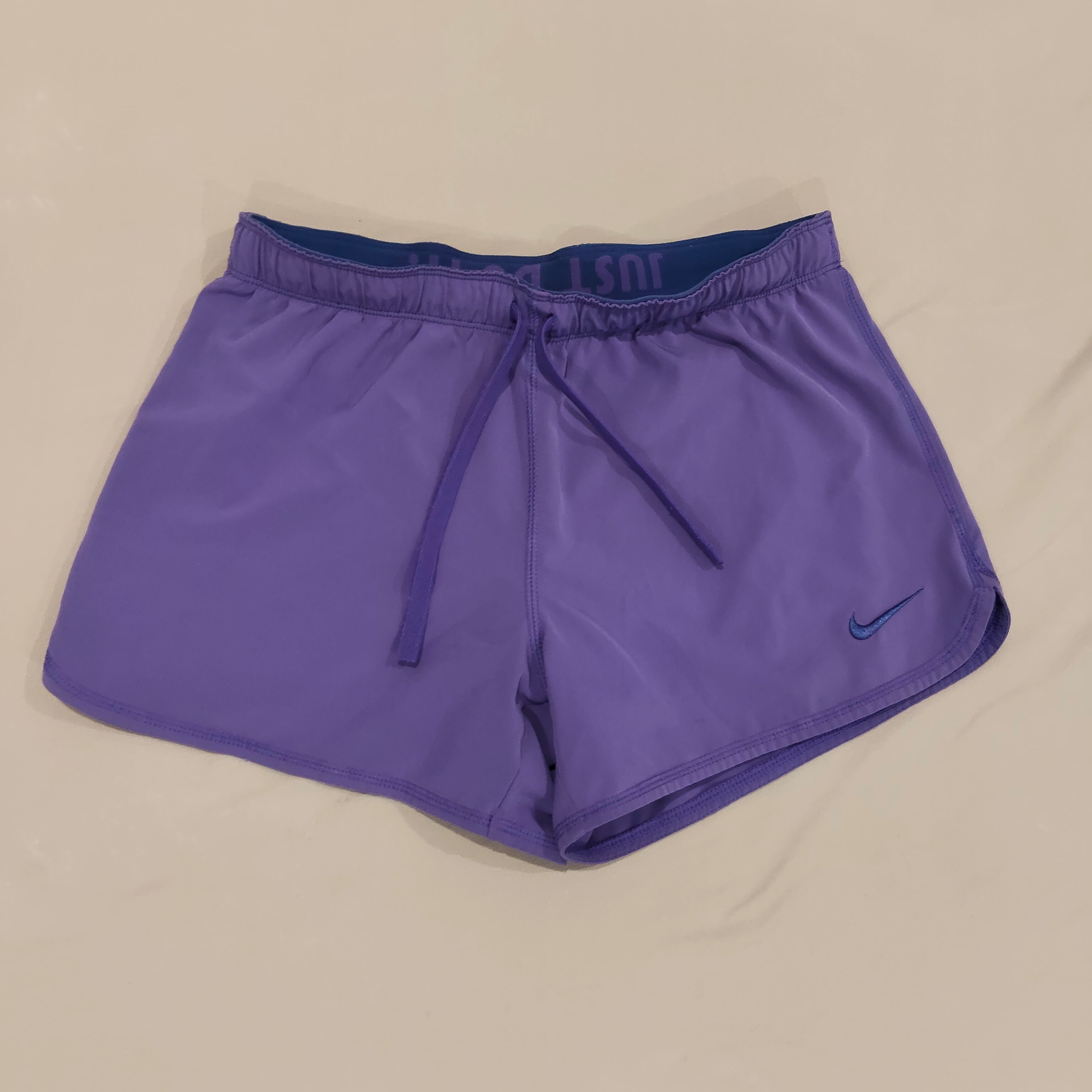 NIKE shorts size S purple Women