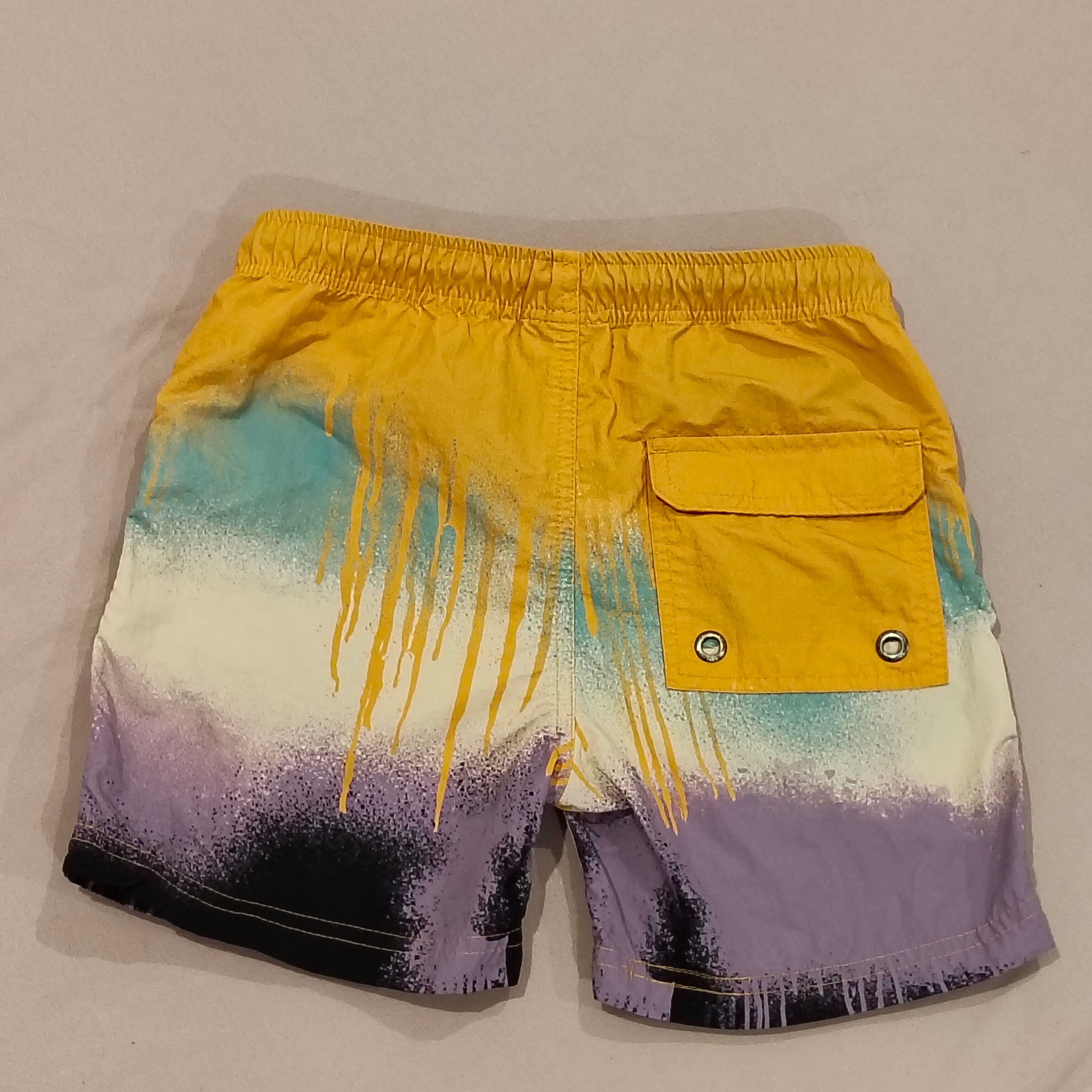 SANTA CRUZ shorts size 8 boys