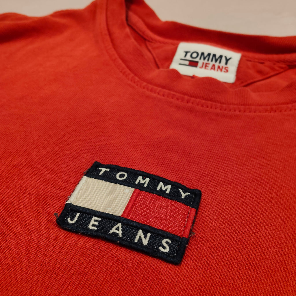 TOMMY JEANS tee size M men Red