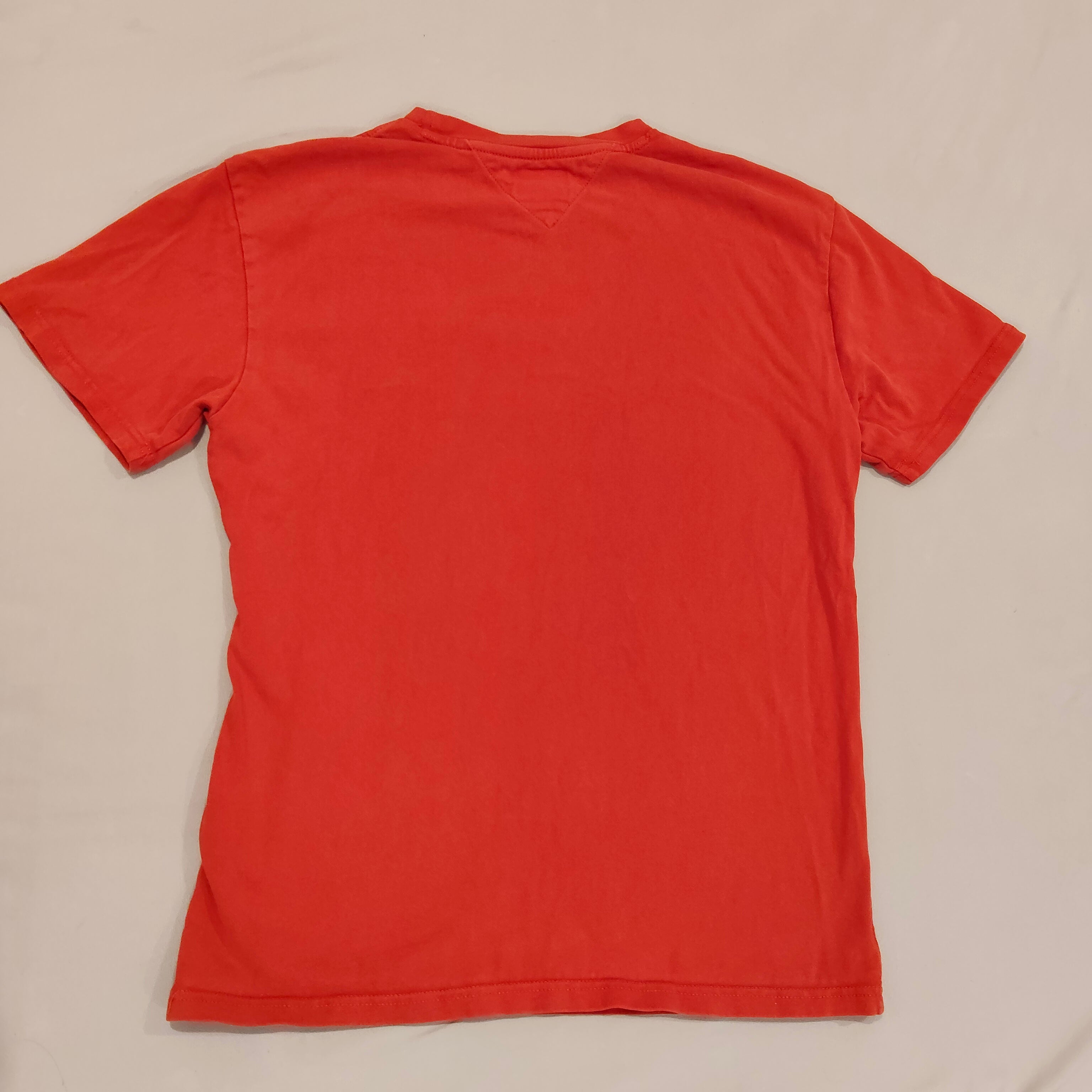 TOMMY JEANS tee size M men Red
