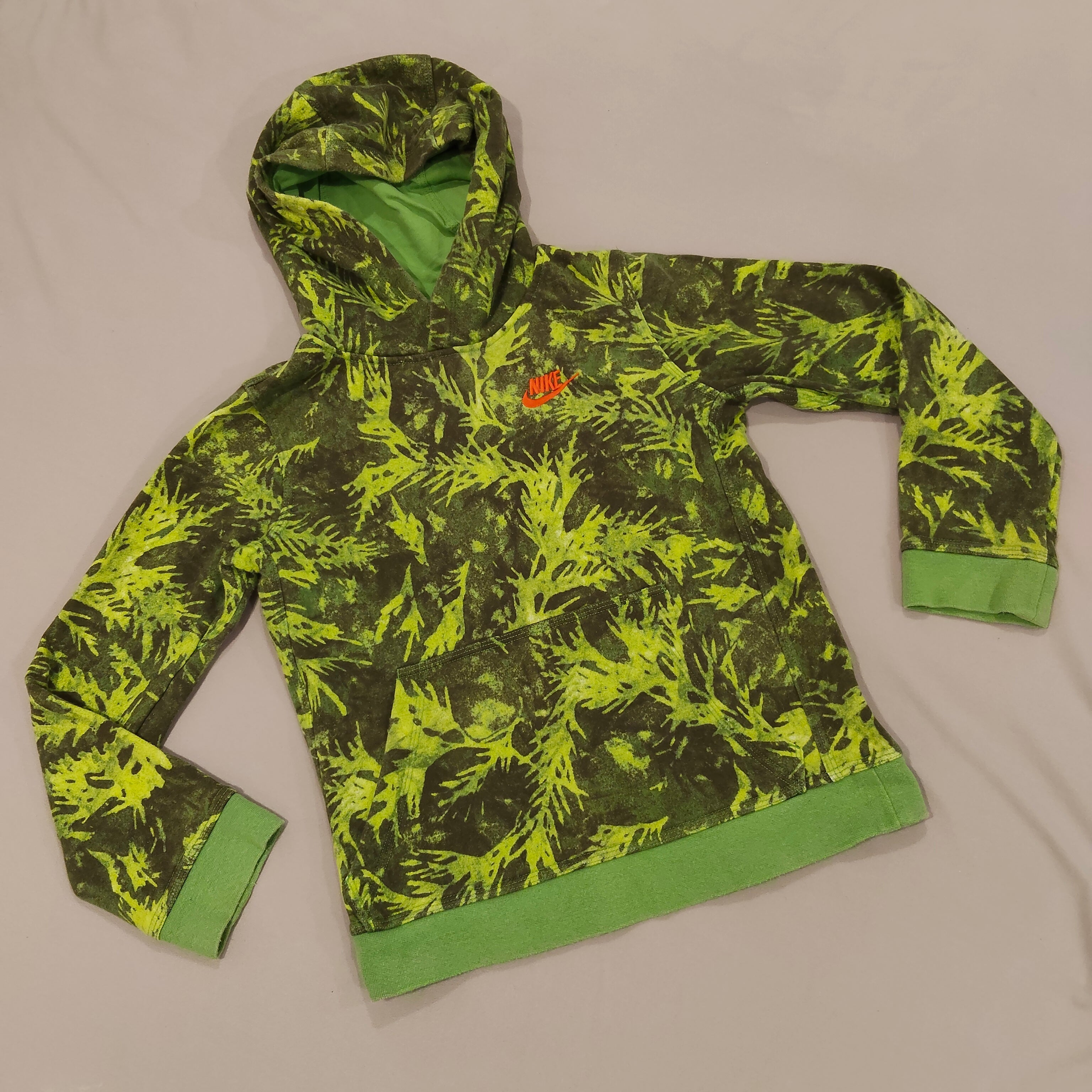 NIKE hoodie size 10-12y boys