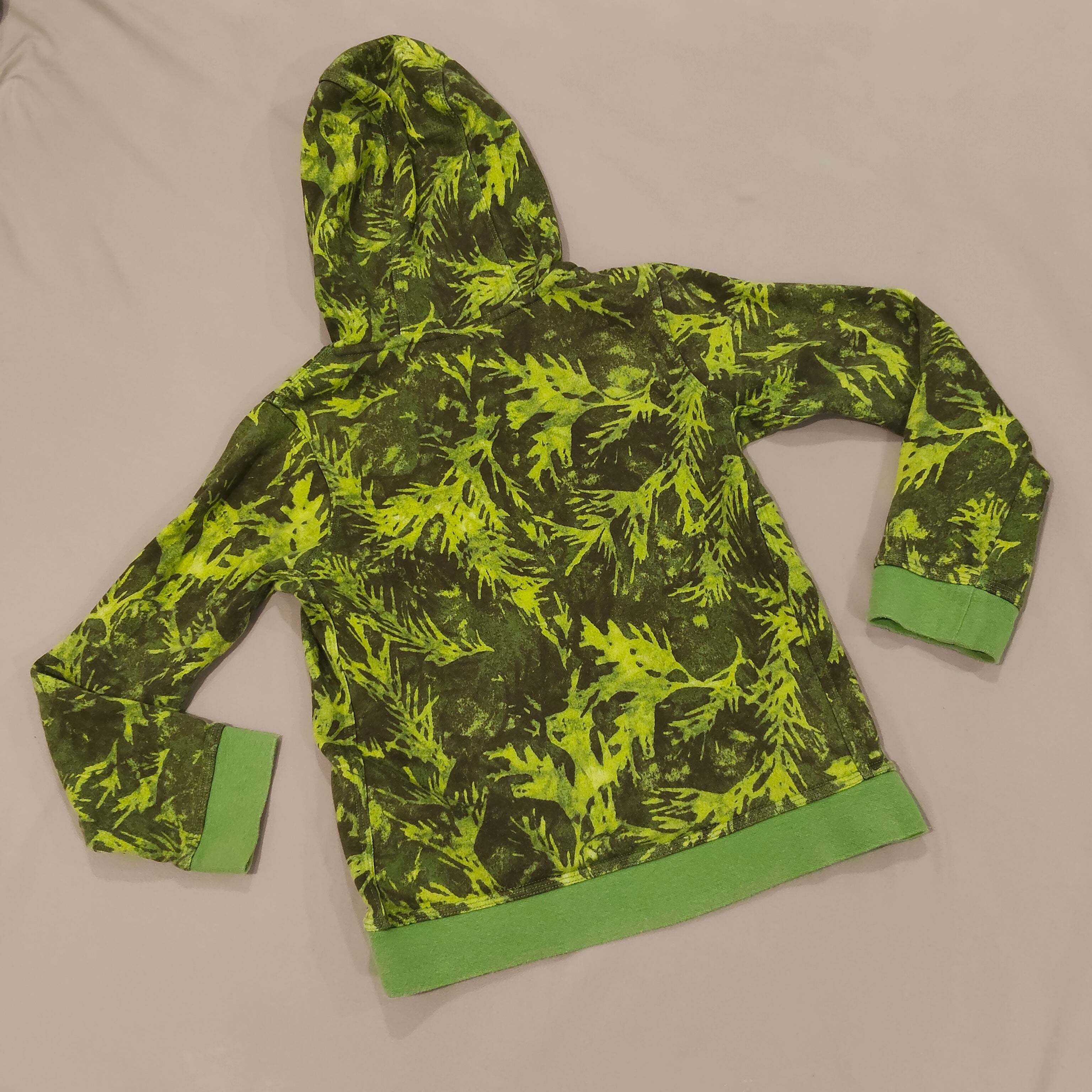 NIKE hoodie size 10-12y boys