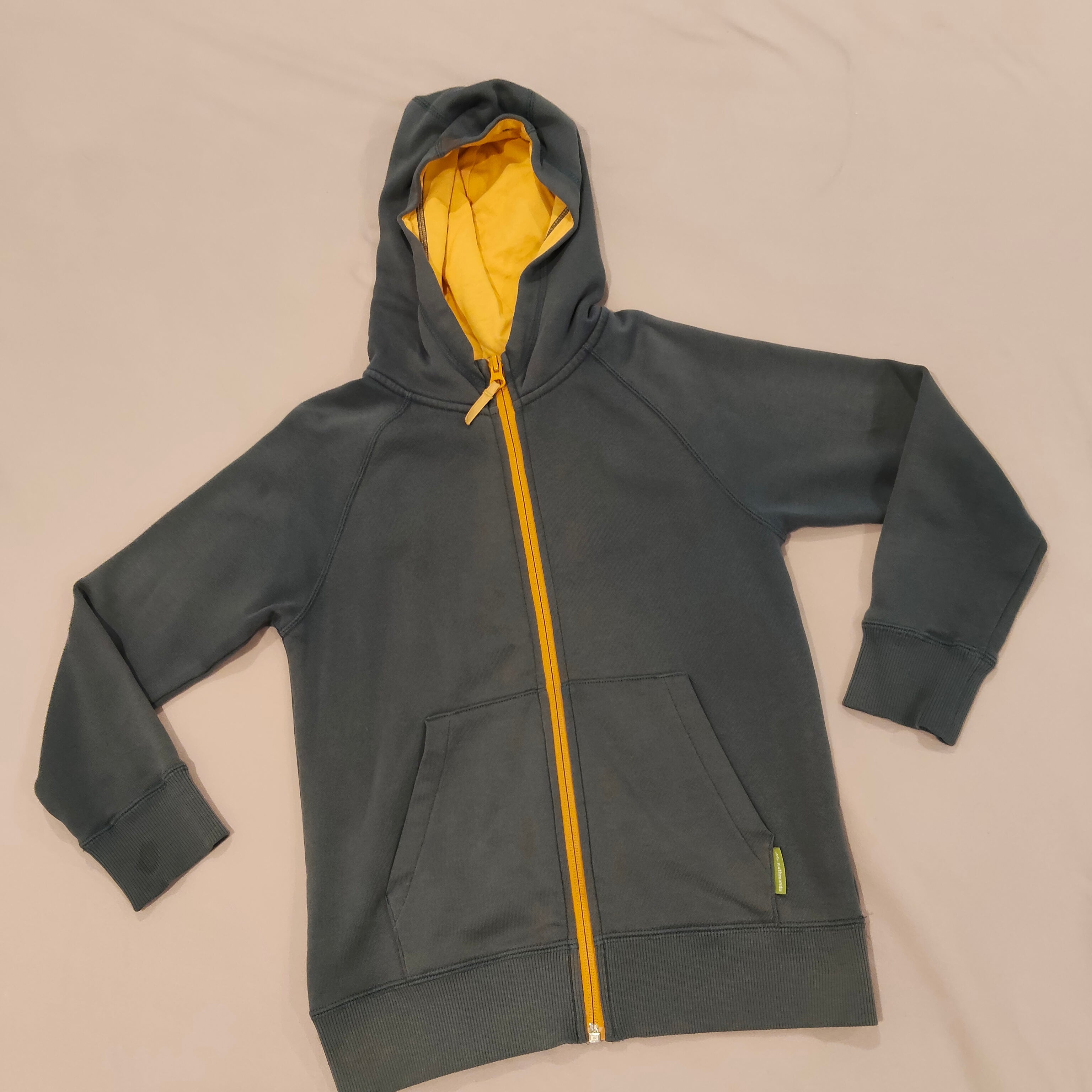 KATHMANDU zip hoodie size 8 boys