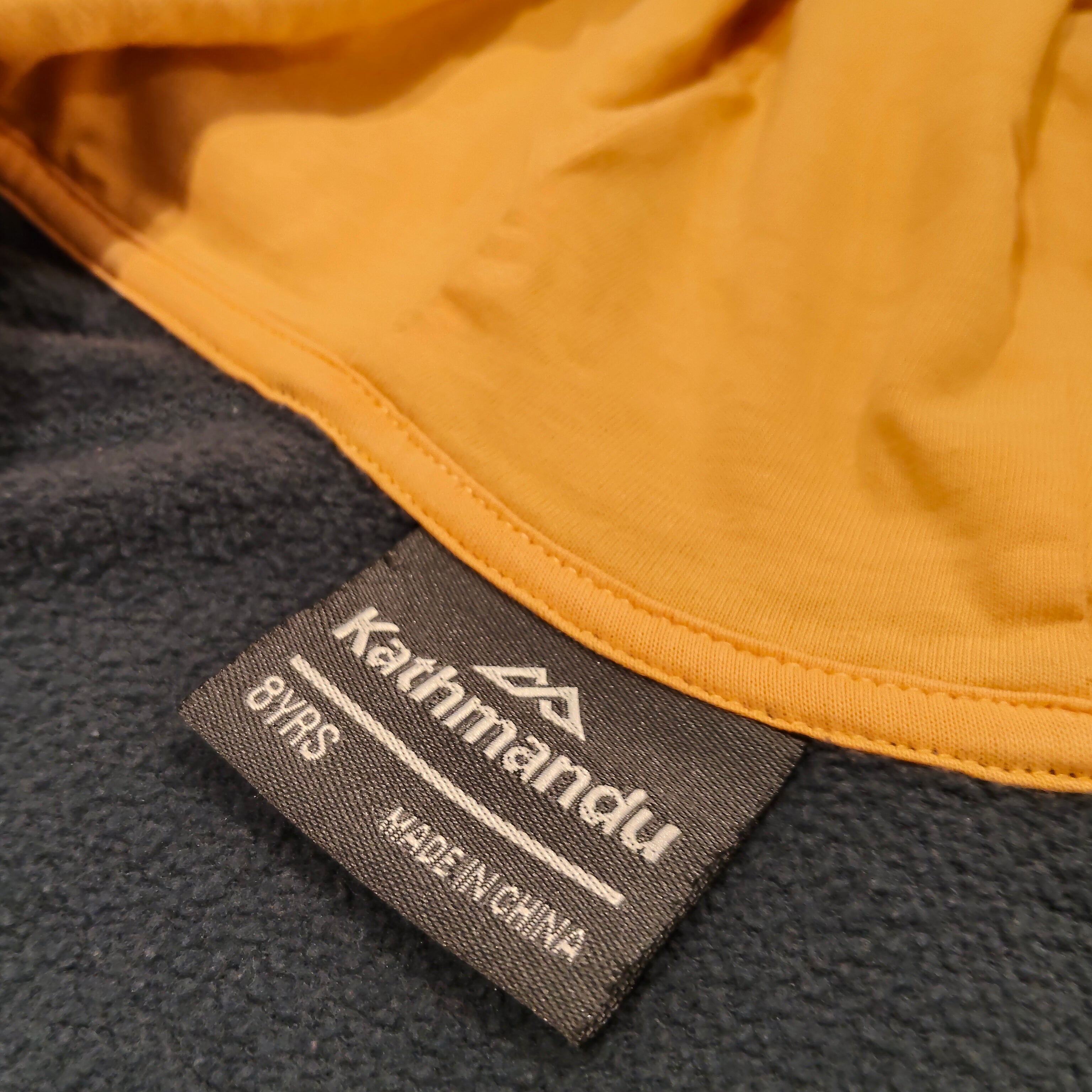 KATHMANDU zip hoodie size 8 boys