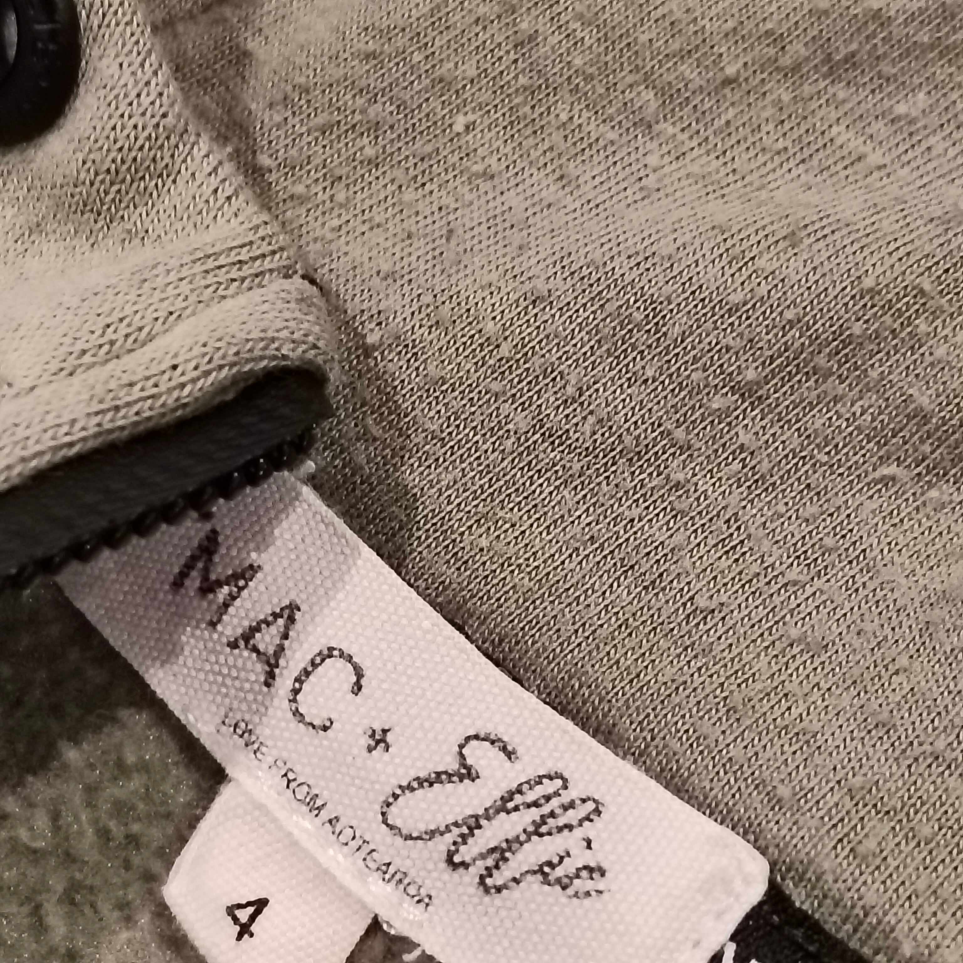 MAC + ELLIE hoodie size 4 boys