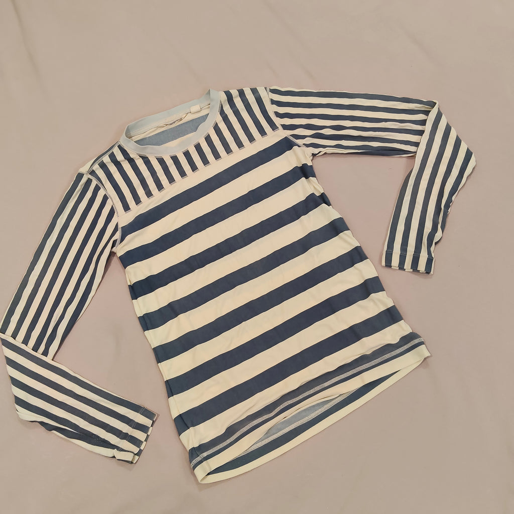 COUNTRY ROAD swim top size 8-9y boys long sleeve
