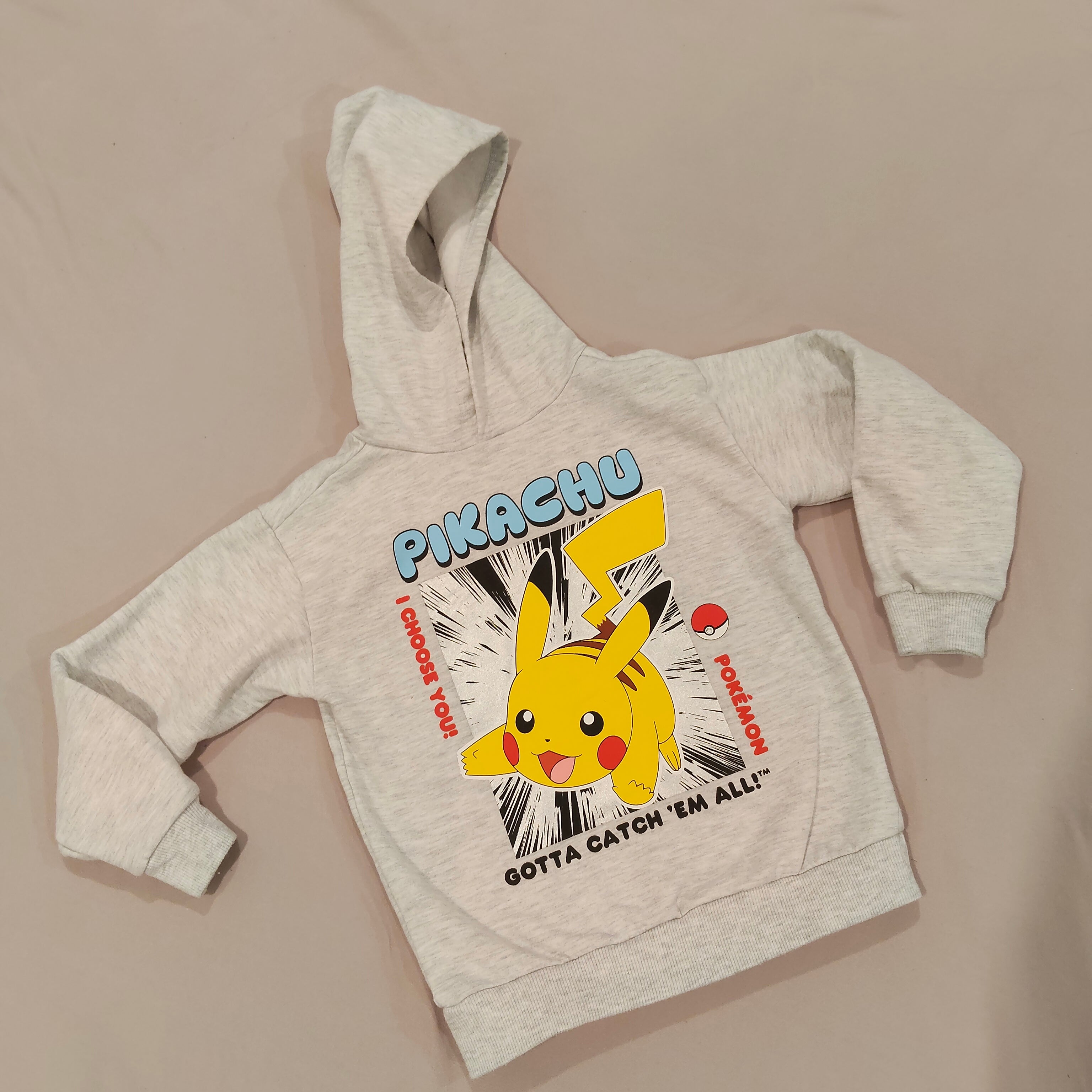 POKEMON Pikachu hoodie size 5 boys