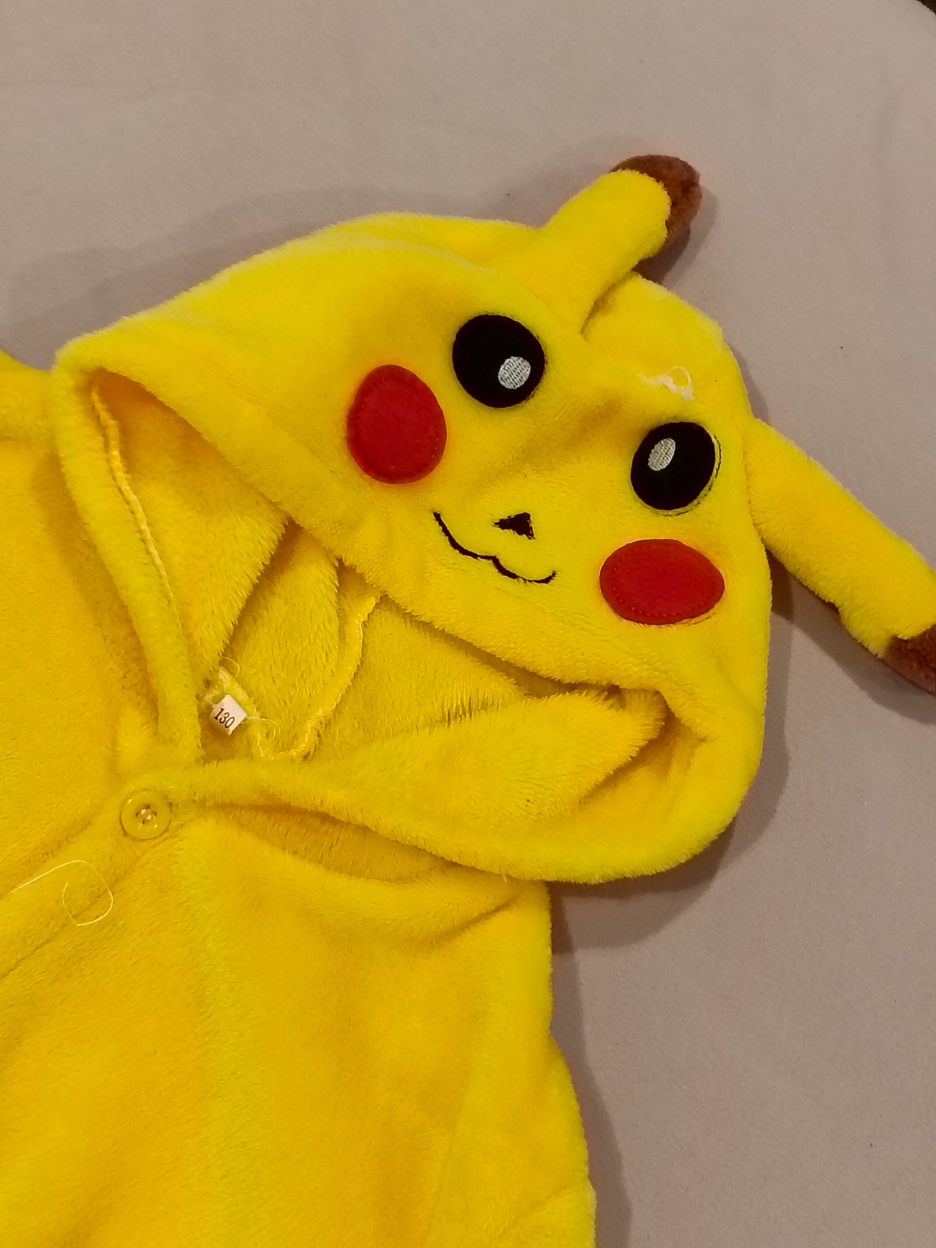 POKEMON Pikachu Onesie size 7-9y kids