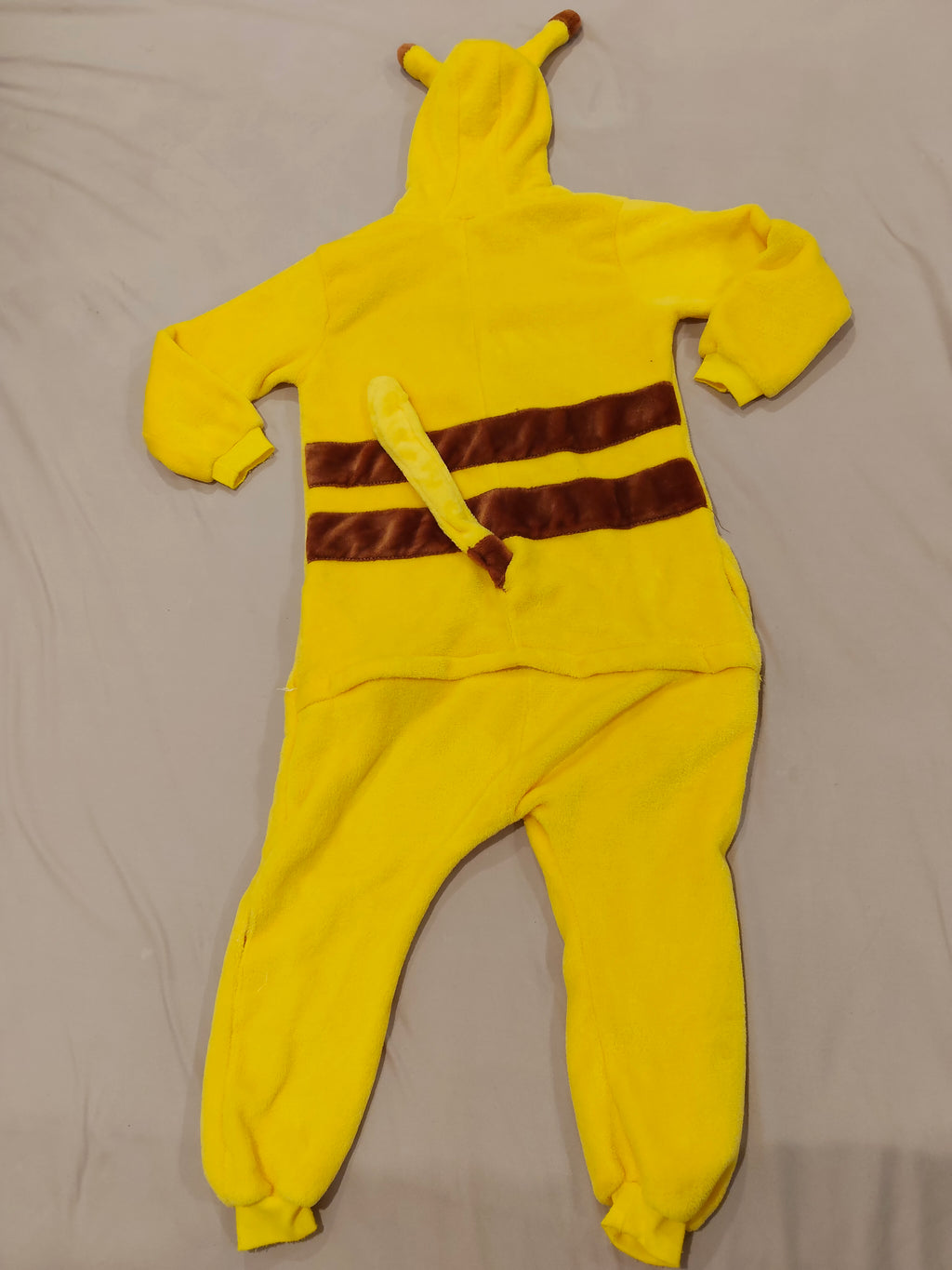 POKEMON Pikachu Onesie size 7-9y kids