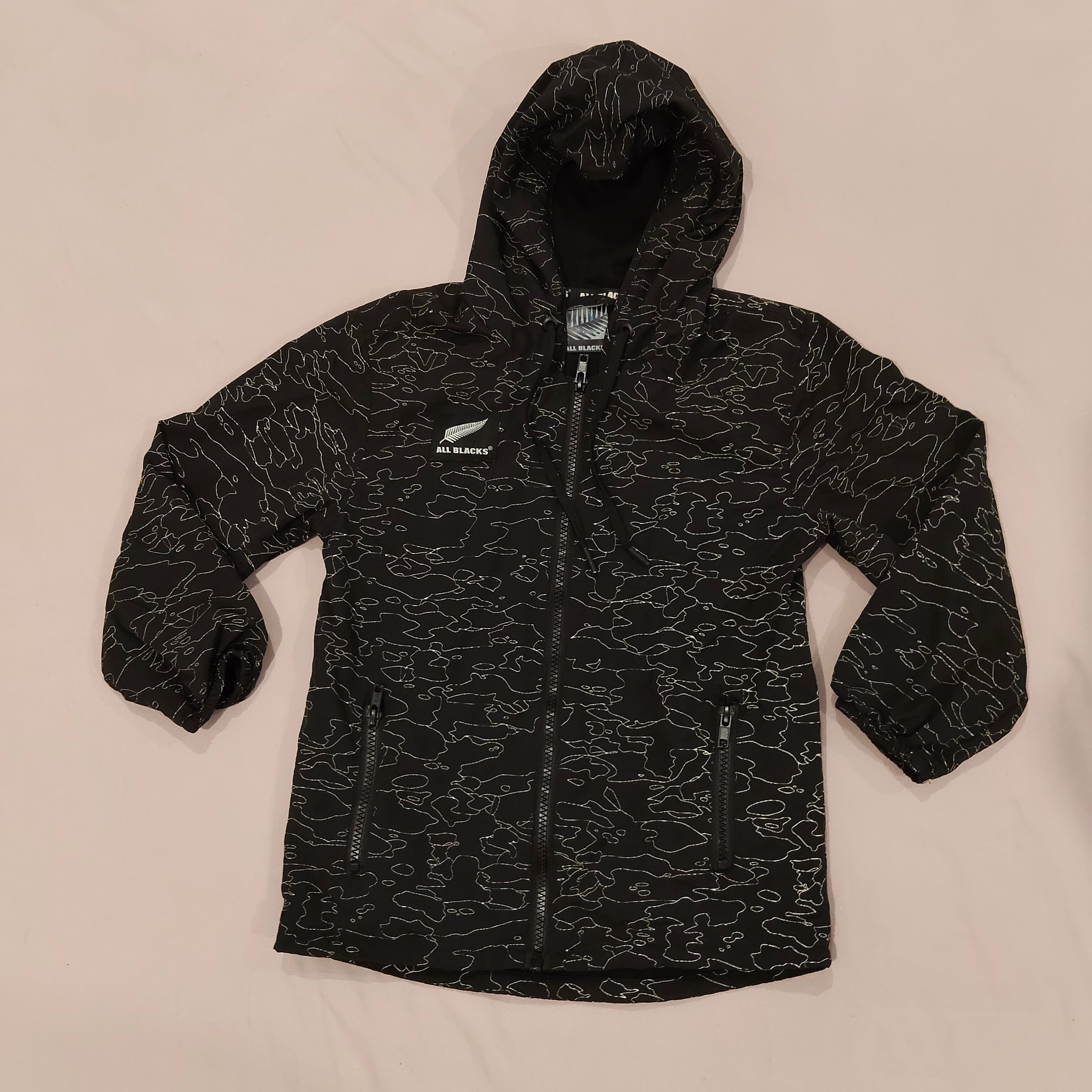 ALL BLACKS lightweight wind jacket size 6 boys
