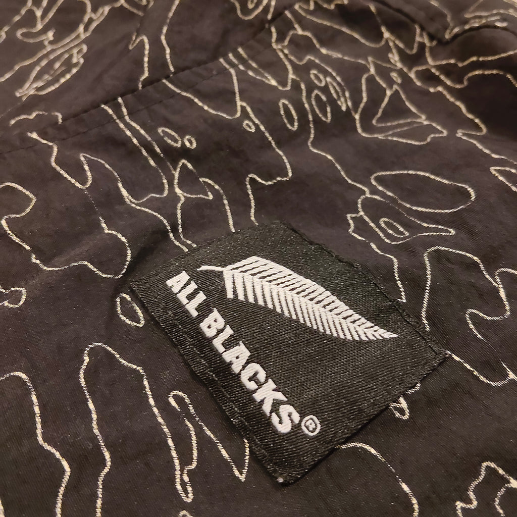 ALL BLACKS lightweight wind jacket size 6 boys