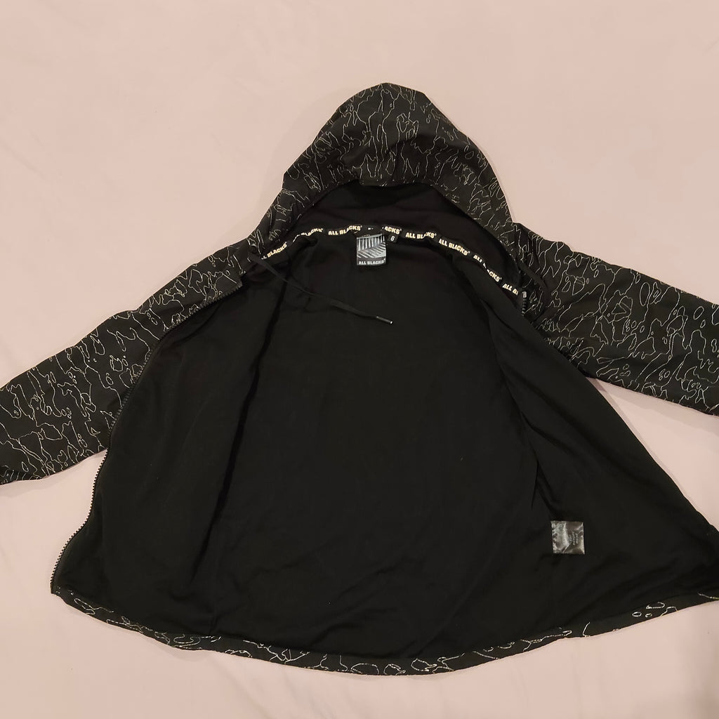 ALL BLACKS lightweight wind jacket size 6 boys