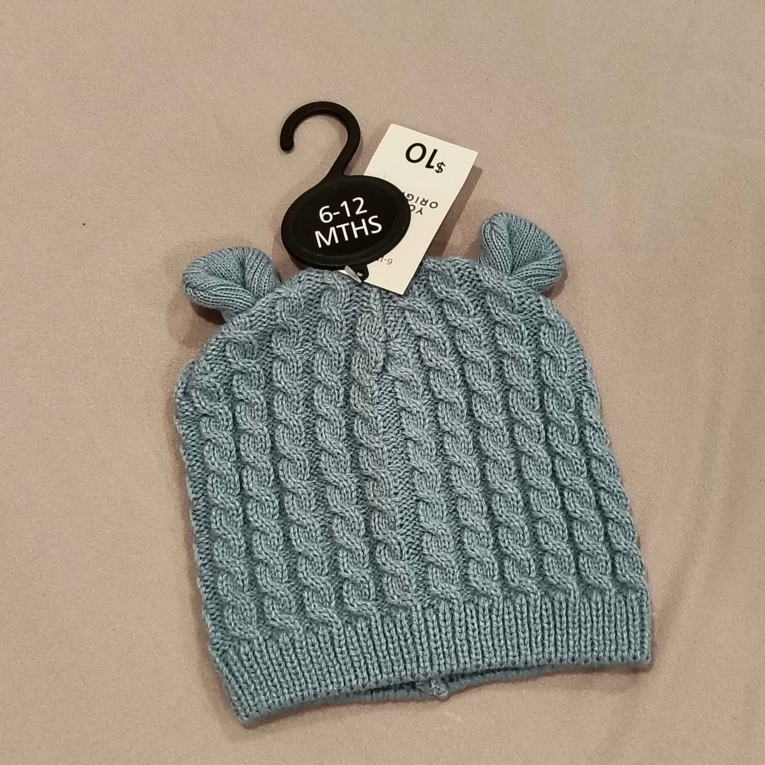 NEW beanie size 6-12m baby blue