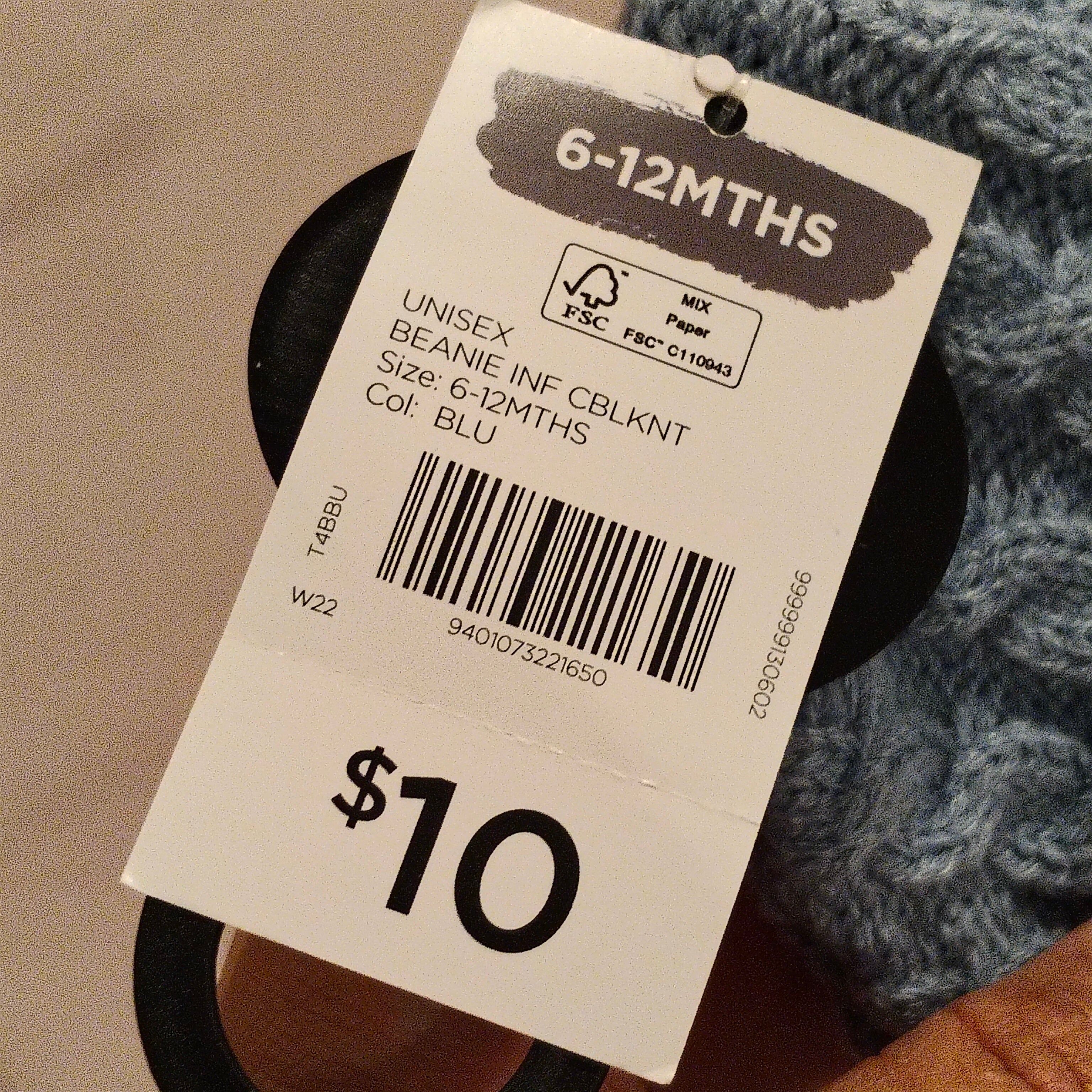 NEW beanie size 6-12m baby blue