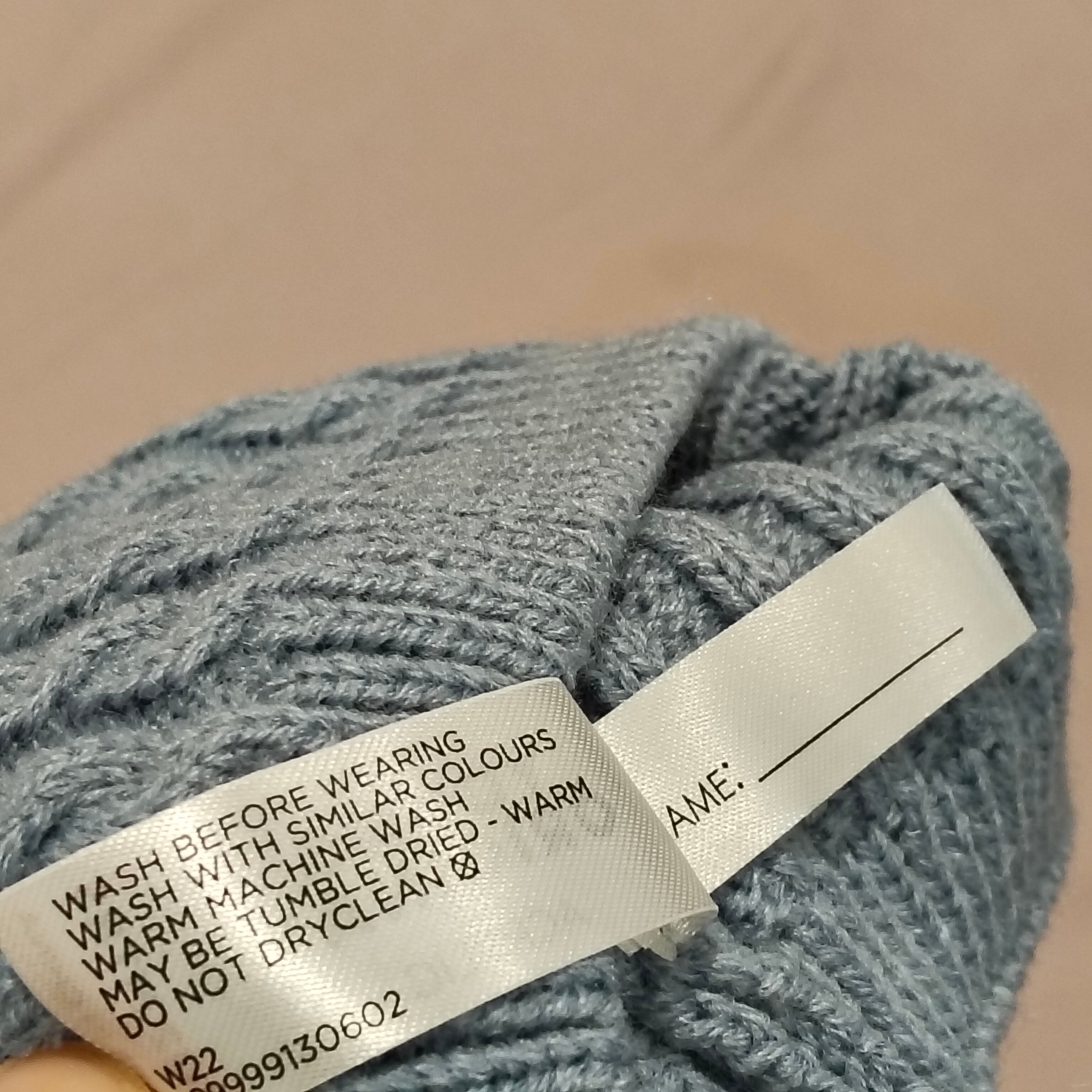 NEW beanie size 6-12m baby blue