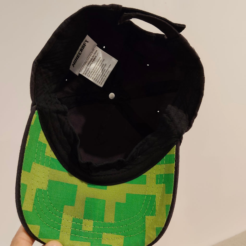 MINECRAFT hat size 2-3y boys