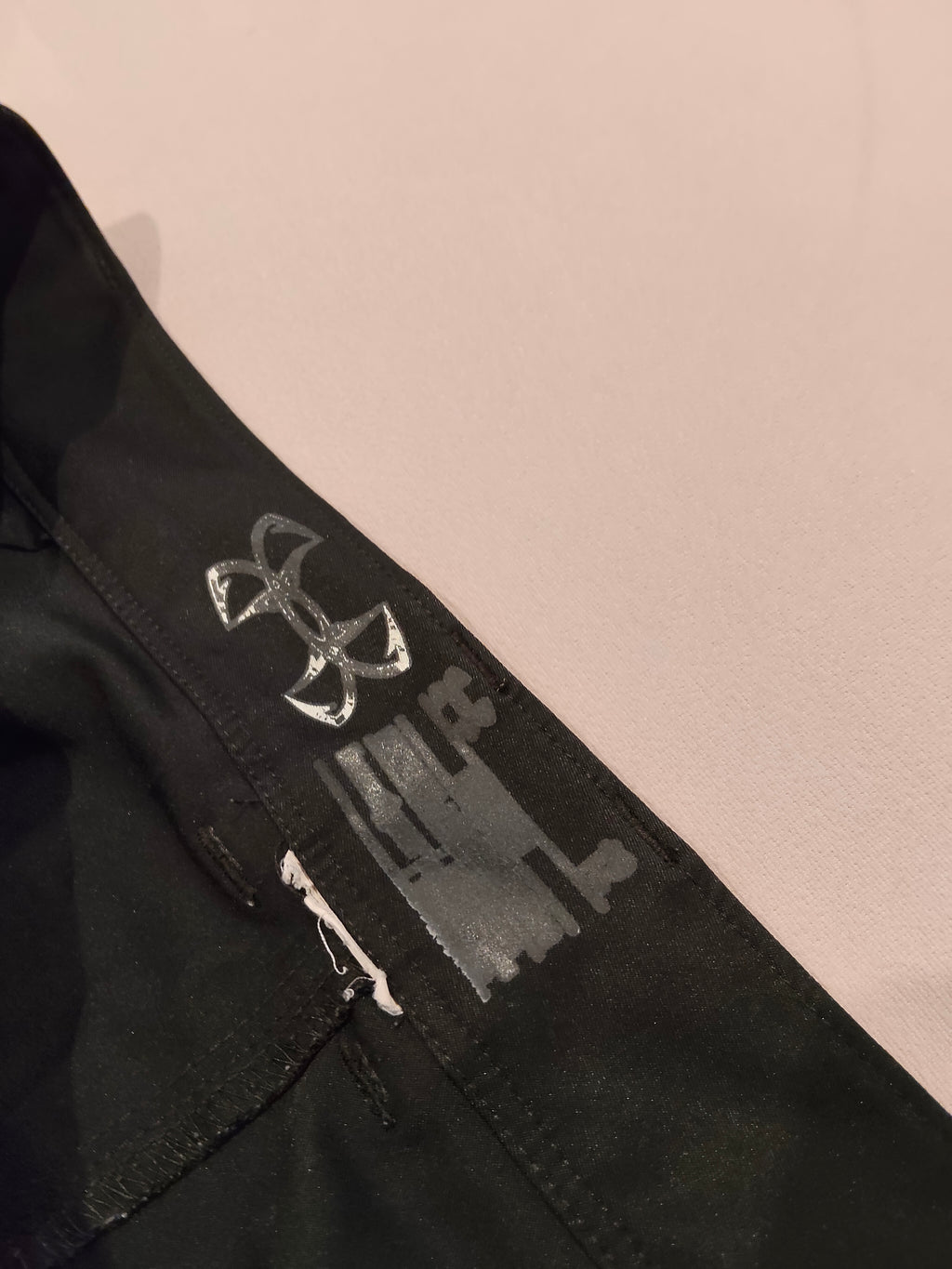 UNDER ARMOUR Convertible Pants size 42 Mens black