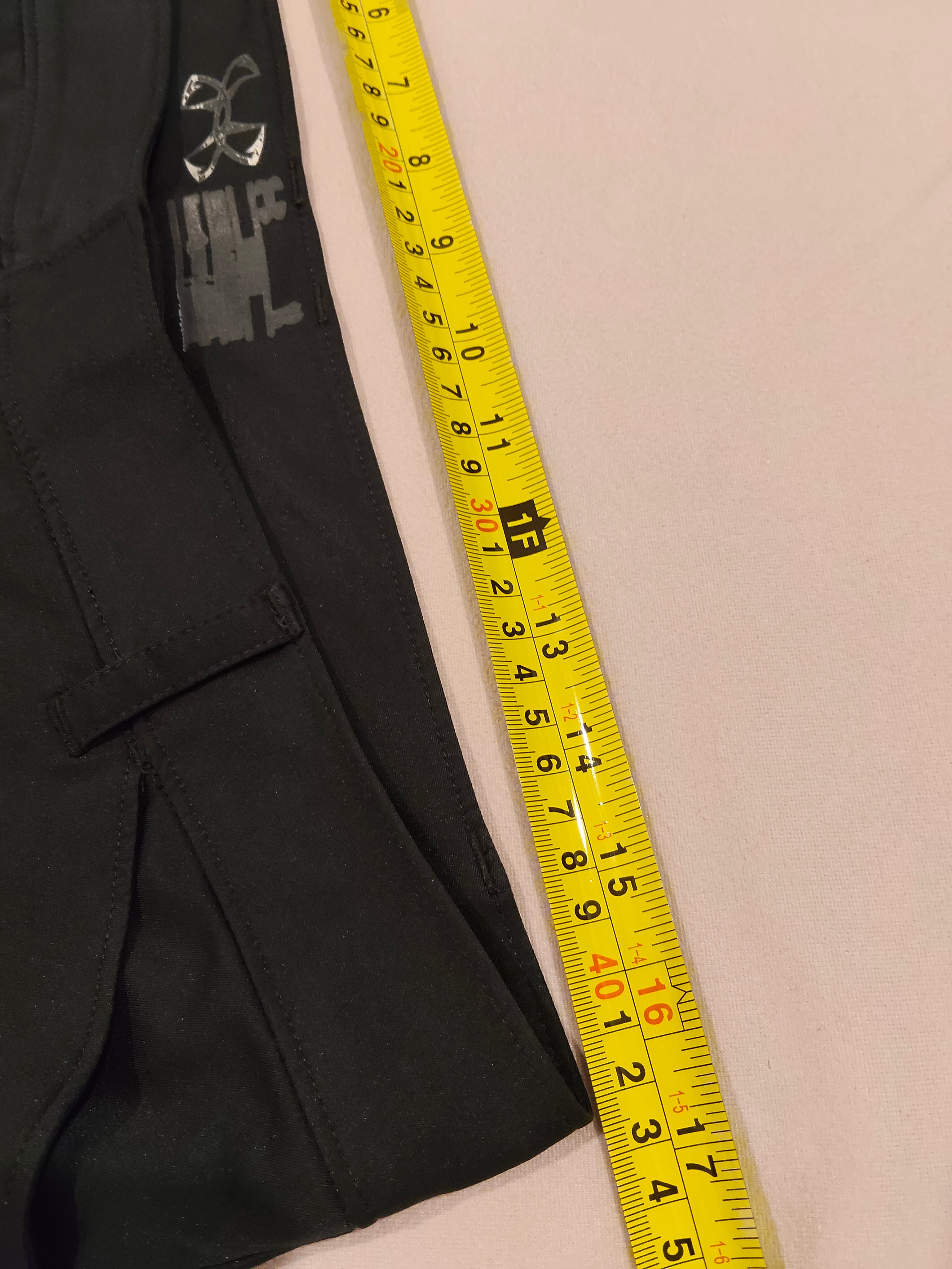 UNDER ARMOUR Convertible Pants size 42 Mens black