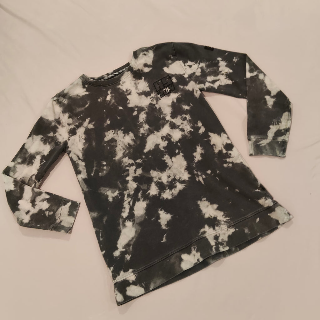 HELLO STRANGER jumper size 12 boys