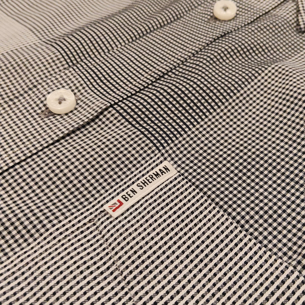 New BEN SHERMAN shirt size M Mens checkered short sleeve