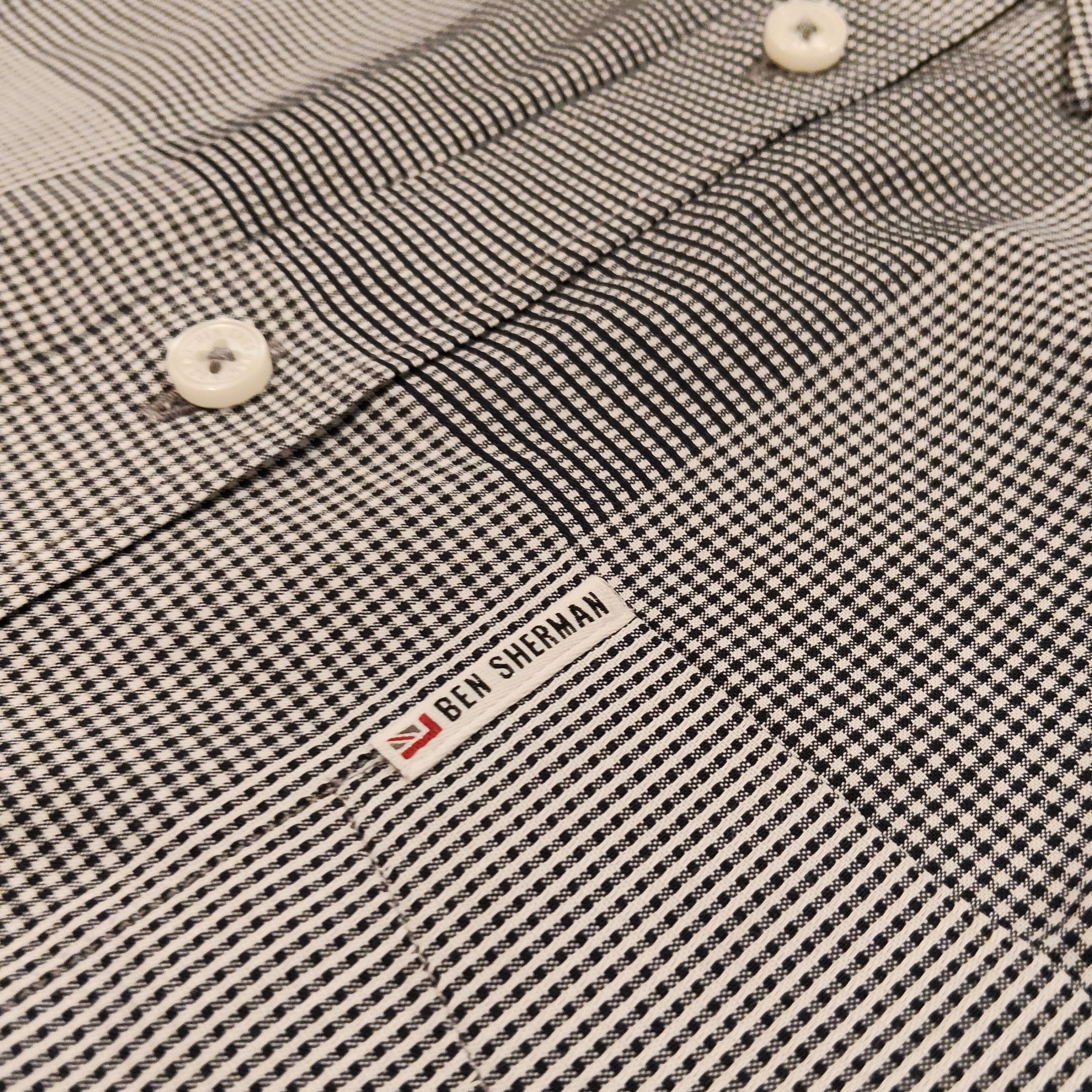 New BEN SHERMAN shirt size M Mens checkered short sleeve