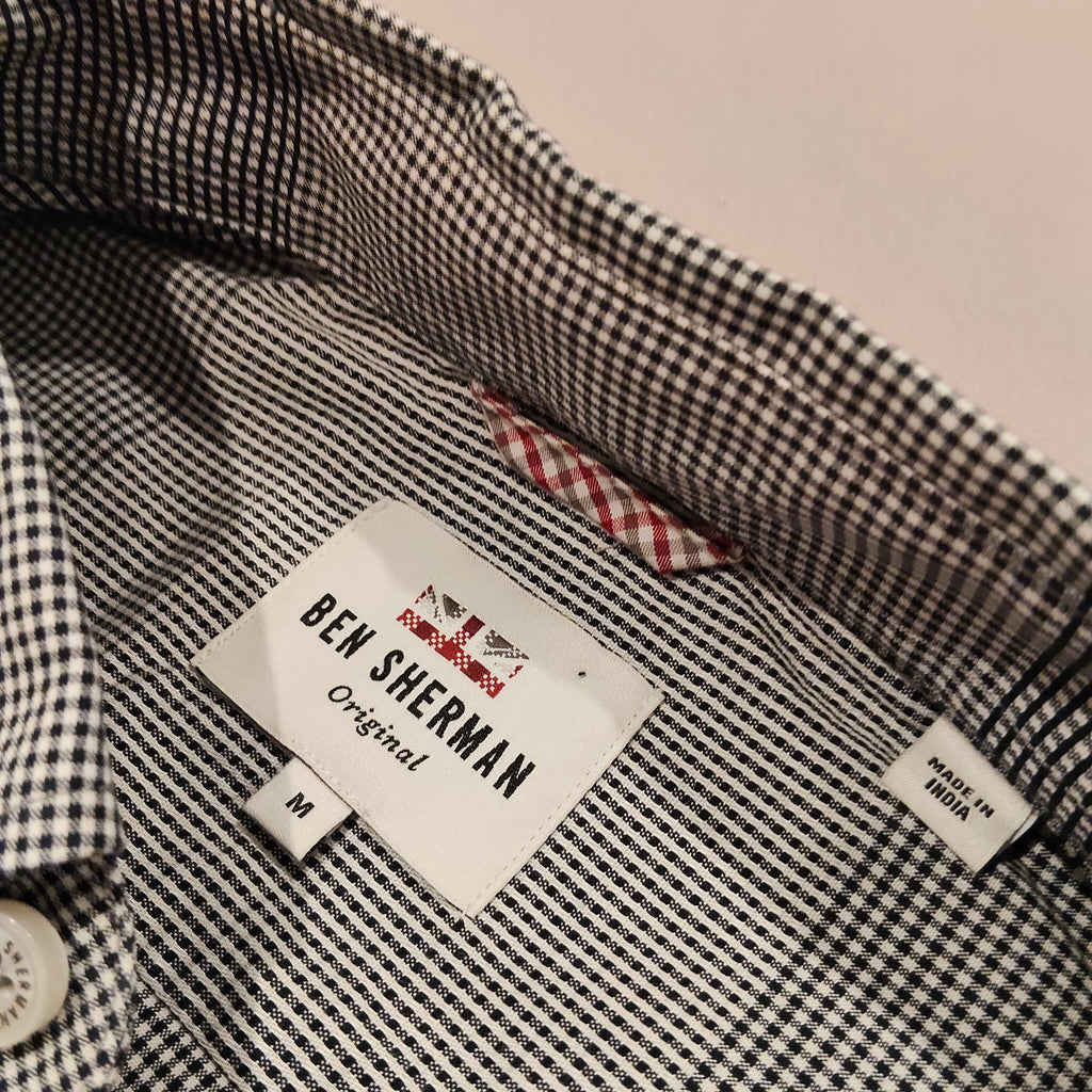 New BEN SHERMAN shirt size M Mens checkered short sleeve