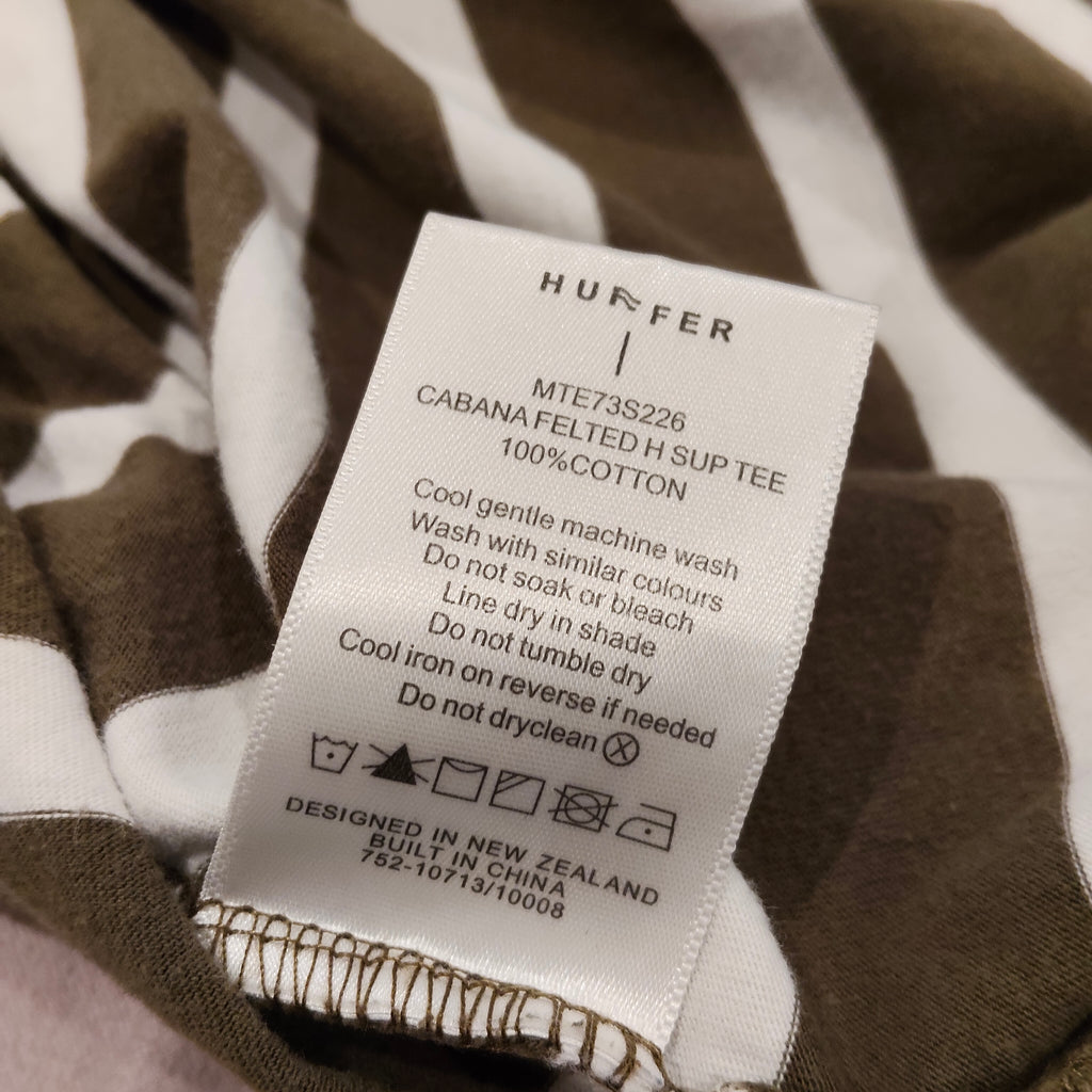 HUFFER tee size M Mens short sleeve